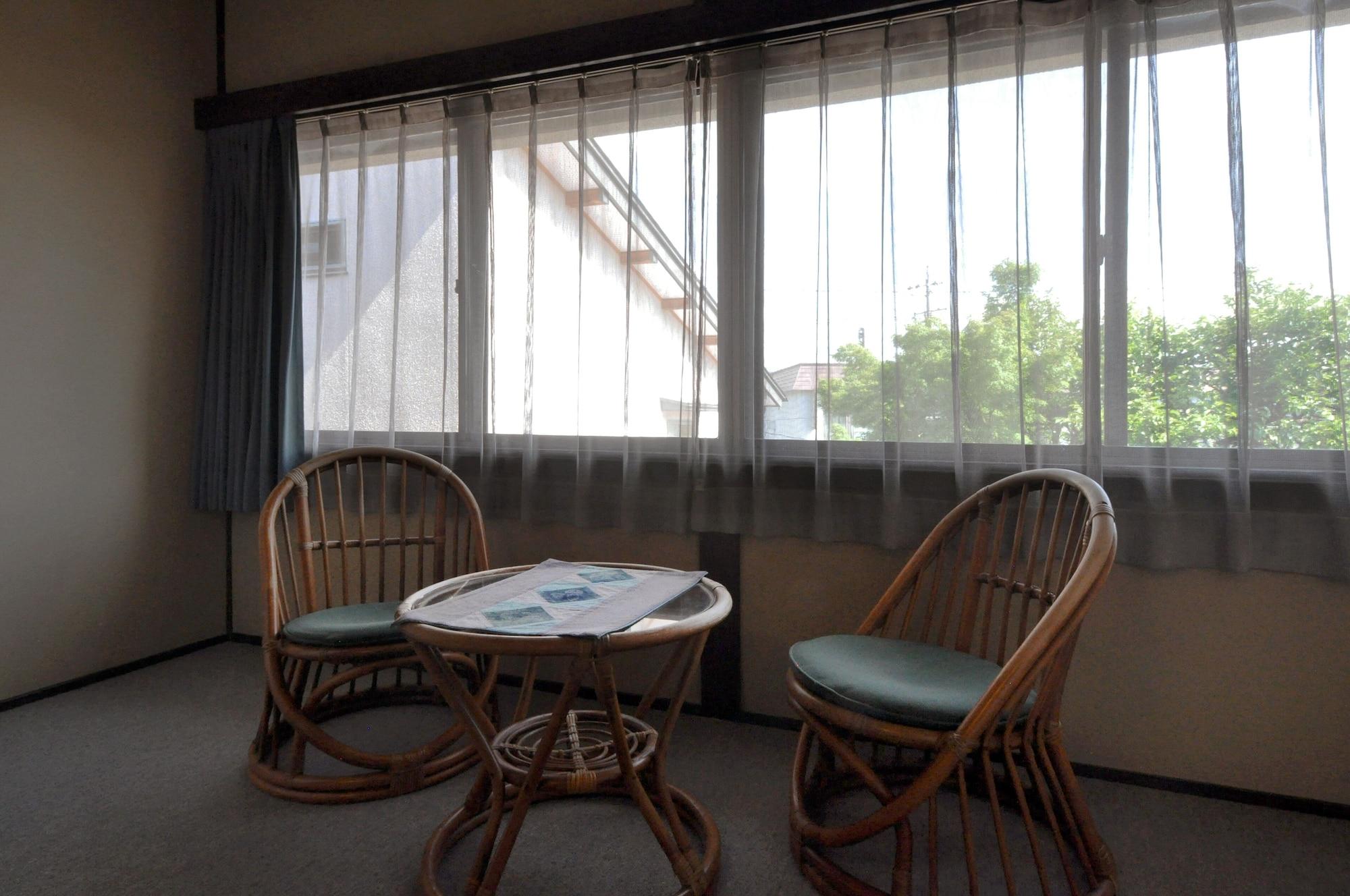 Set de Habitación Higashi Ishikawa Ryokan