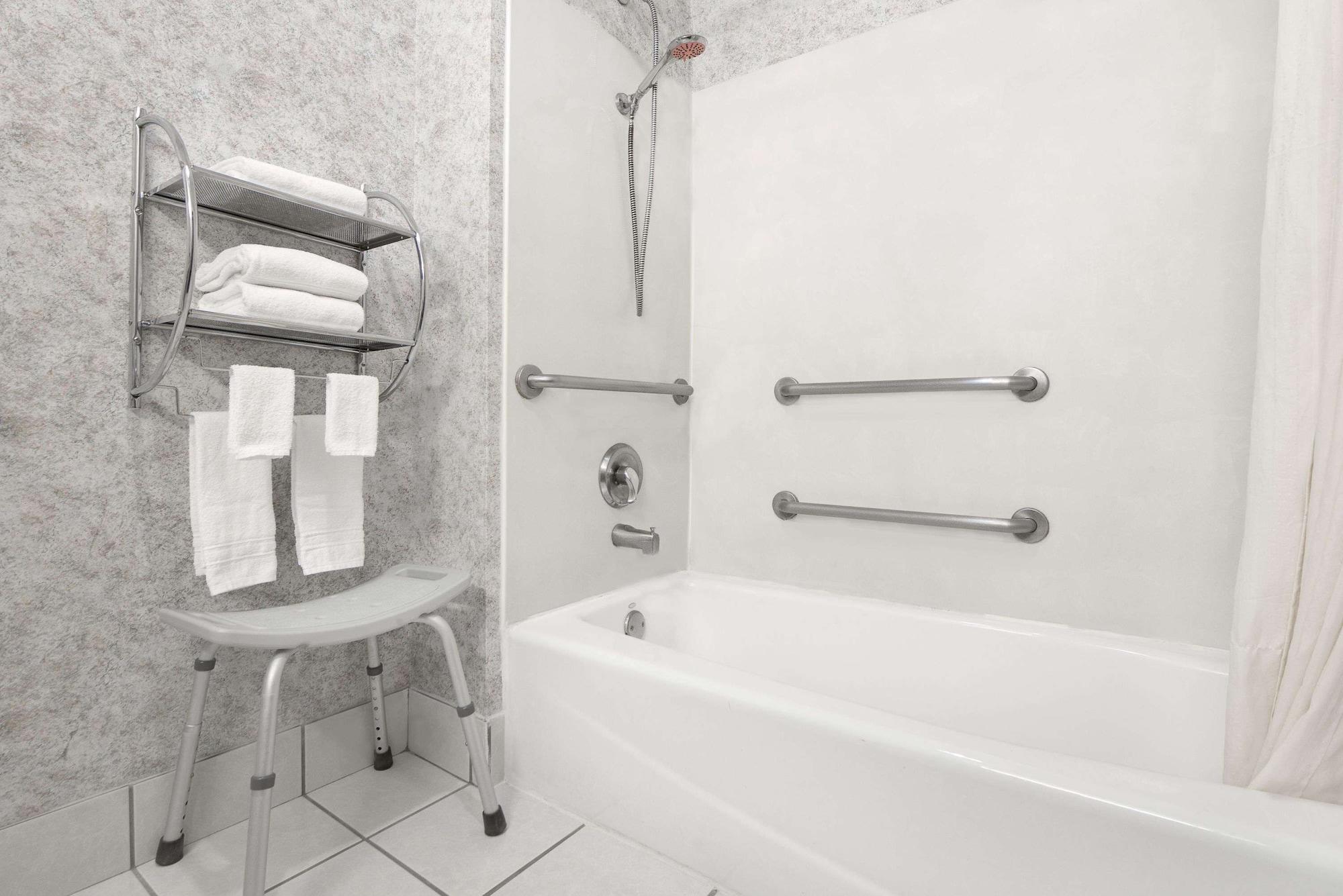 Equipamiento de Habitación Days Inn by Wyndham Vega TX