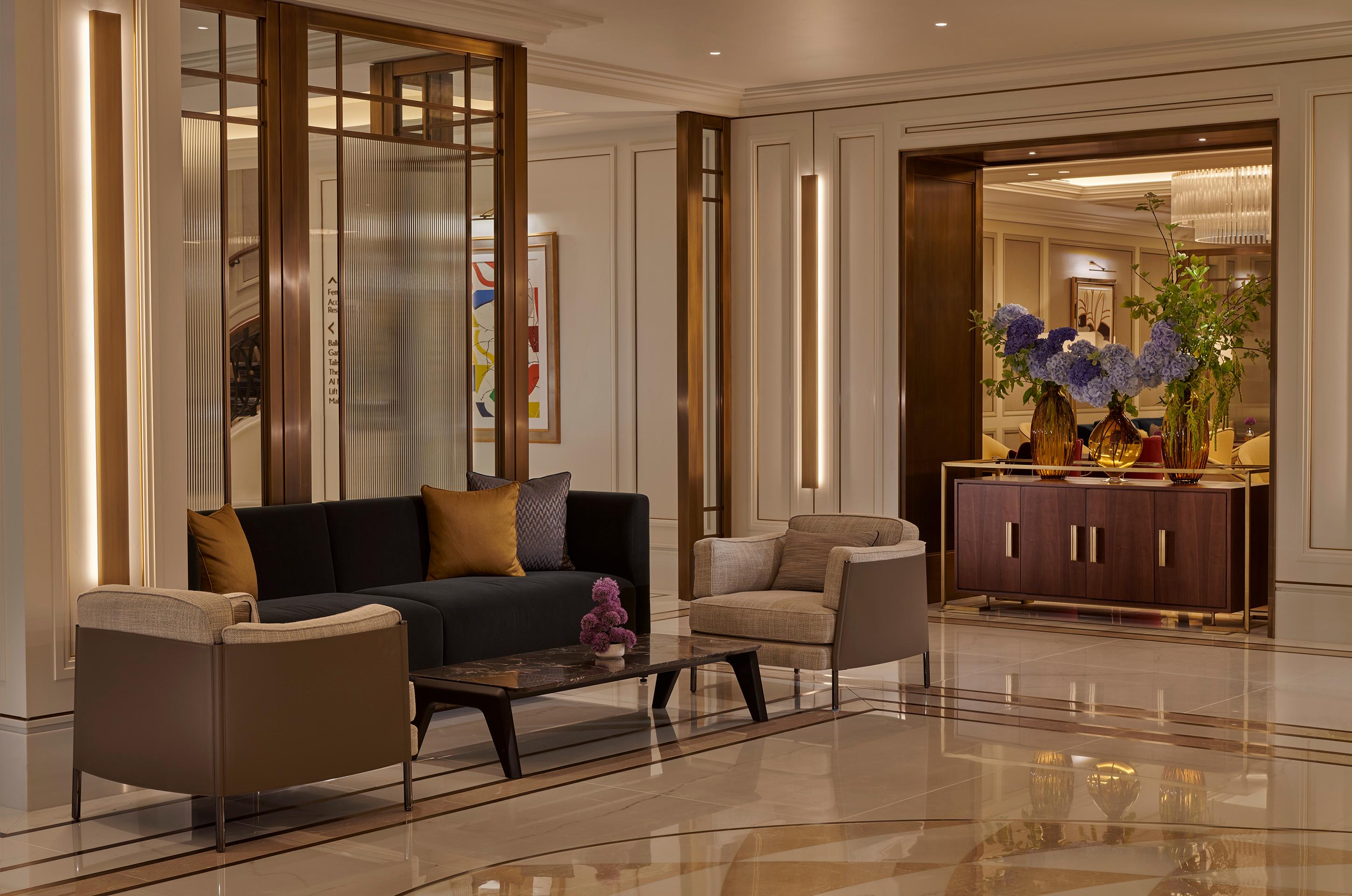 Vista Lobby Jumeirah Carlton Tower London
