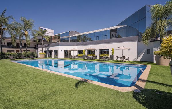 Hotel Malibu - Hoteles cerca de Andares en Guadalajara