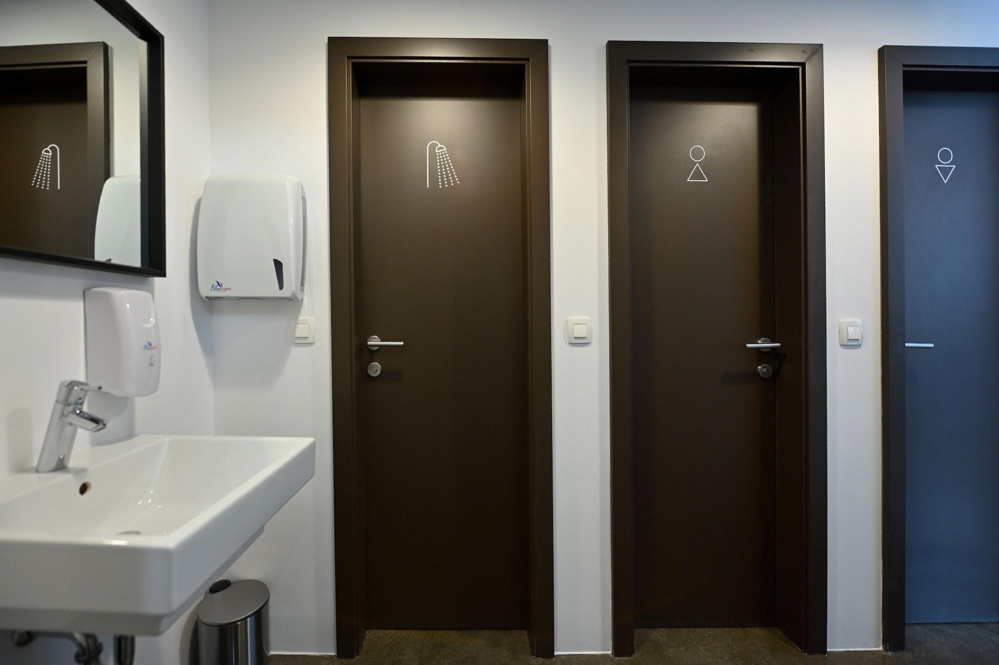 Equipamiento de Habitación Atik Rooms
