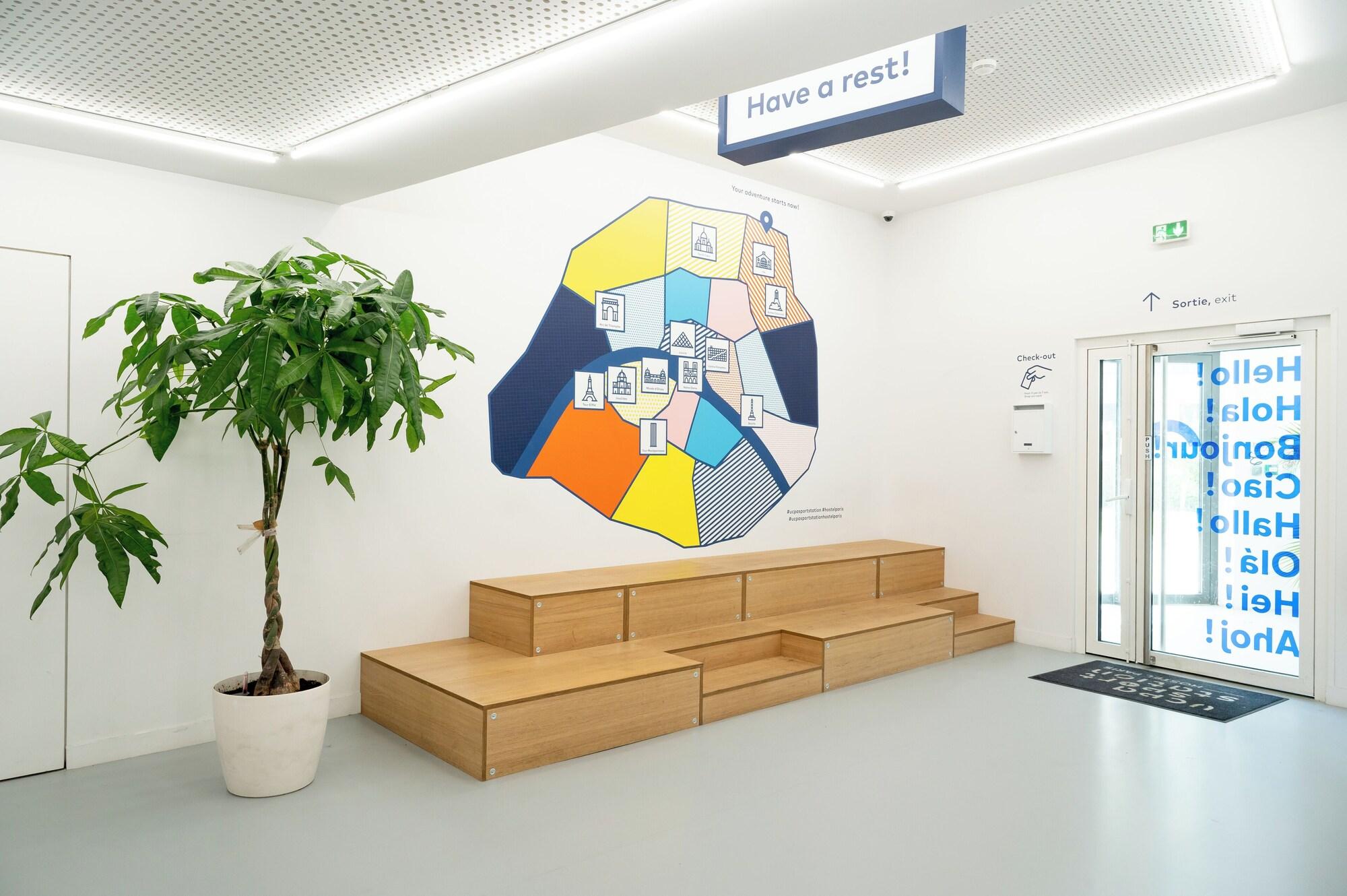 Vista Lobby UCPA Sport Station Hostel Paris