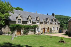 Alojamiento - Le Manoir de Placy - Bed and Breakfast