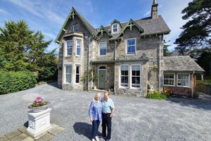 Alojamiento - Craigroyston House & Lodge