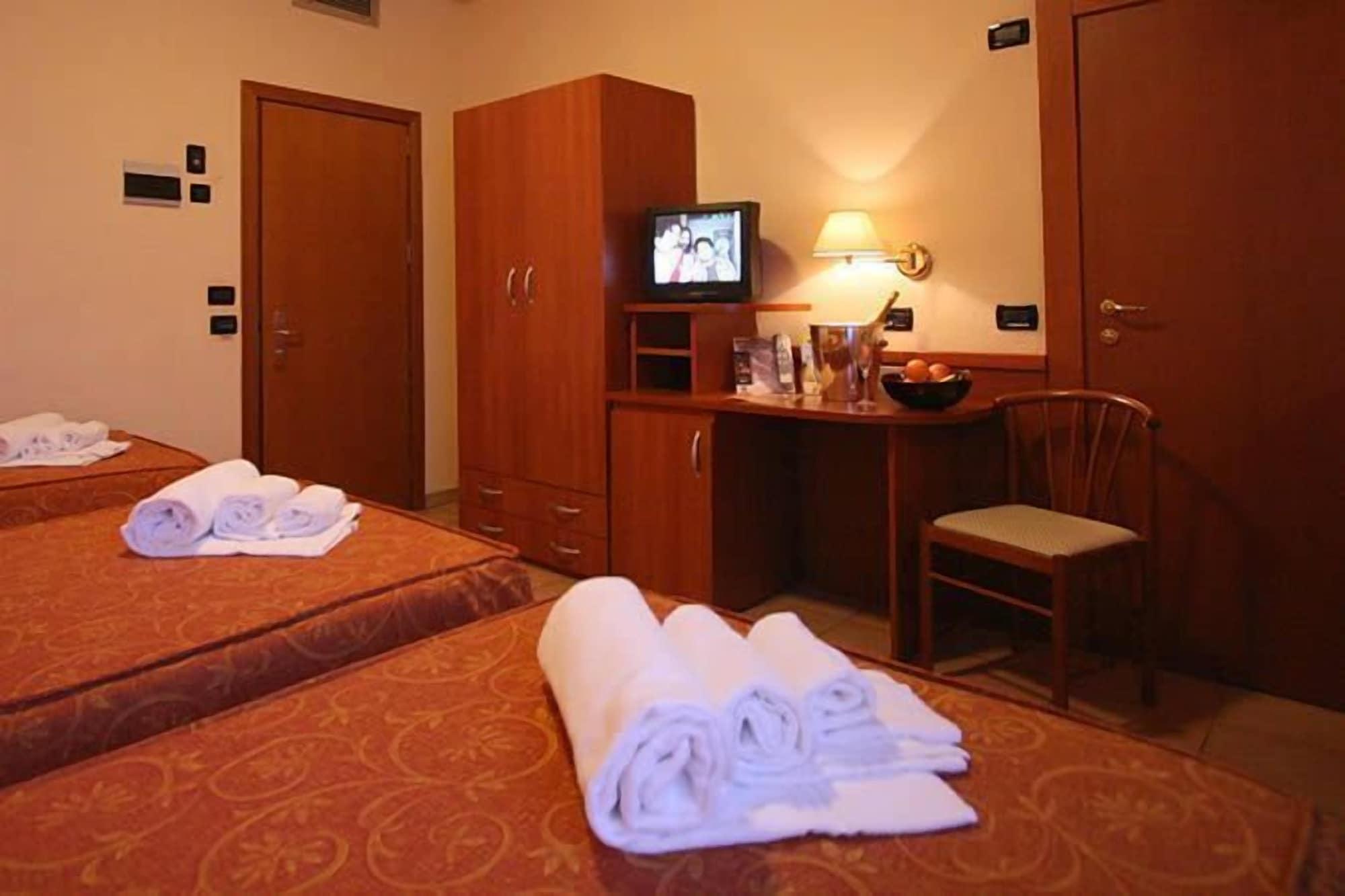 Set de Habitación Hotel Valmarina