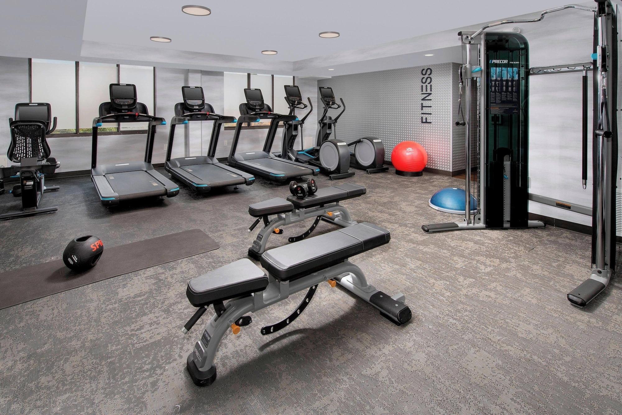 Gimnasio Fairfield Inn & Suites by Marriott Alexandria West/Mark Center