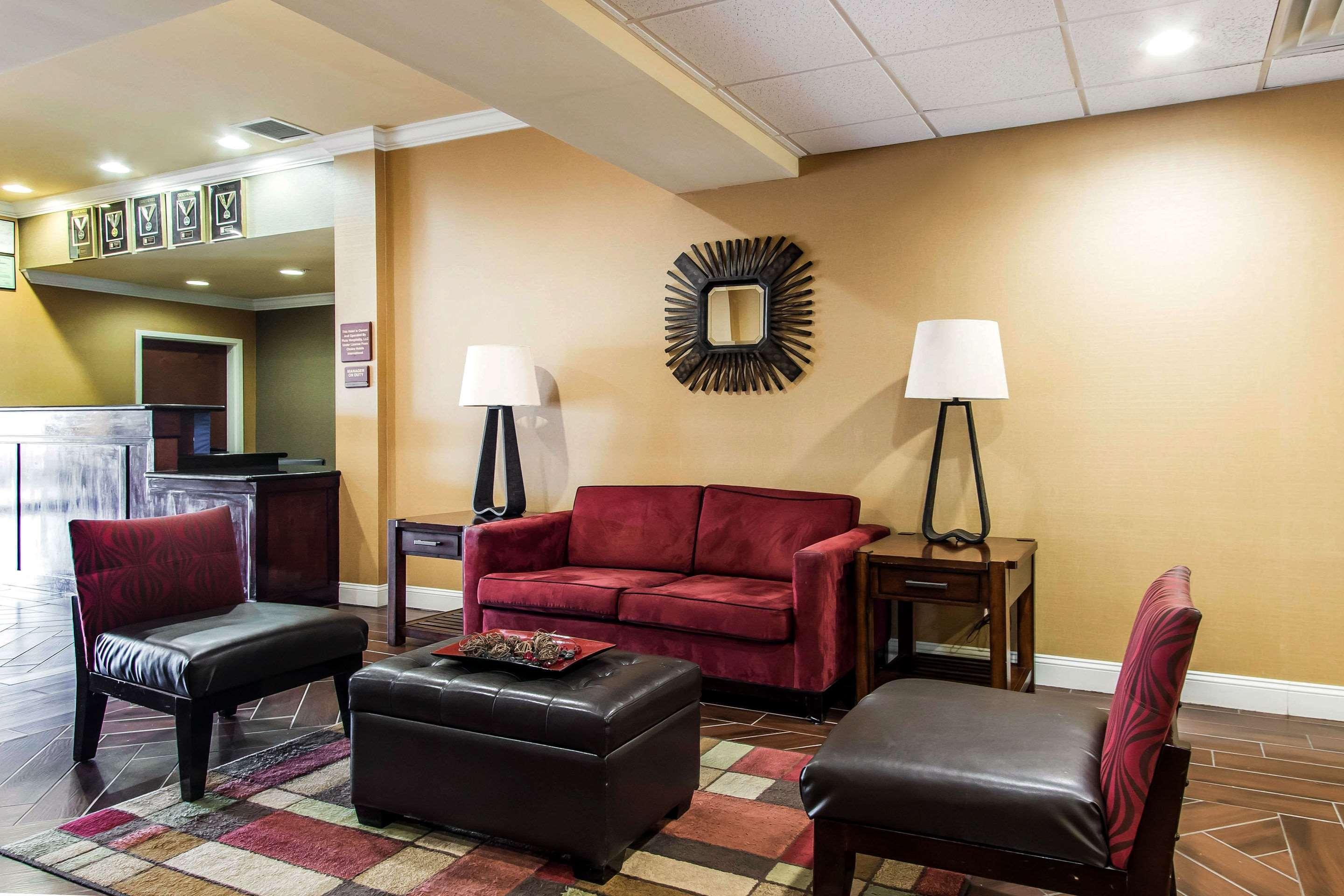 Vista Lobby Sleep Inn & Suites Huntsville Near U.S. Space & Ro