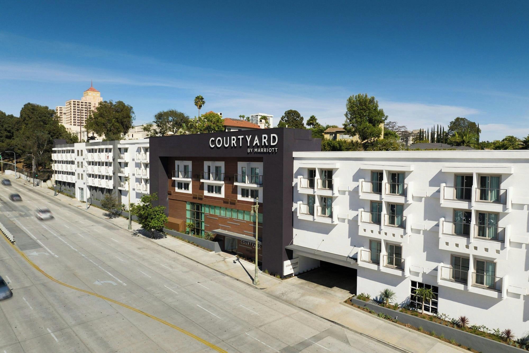 Vista Exterior Courtyard by Marriott Los Angeles Century City/Beverly Hills