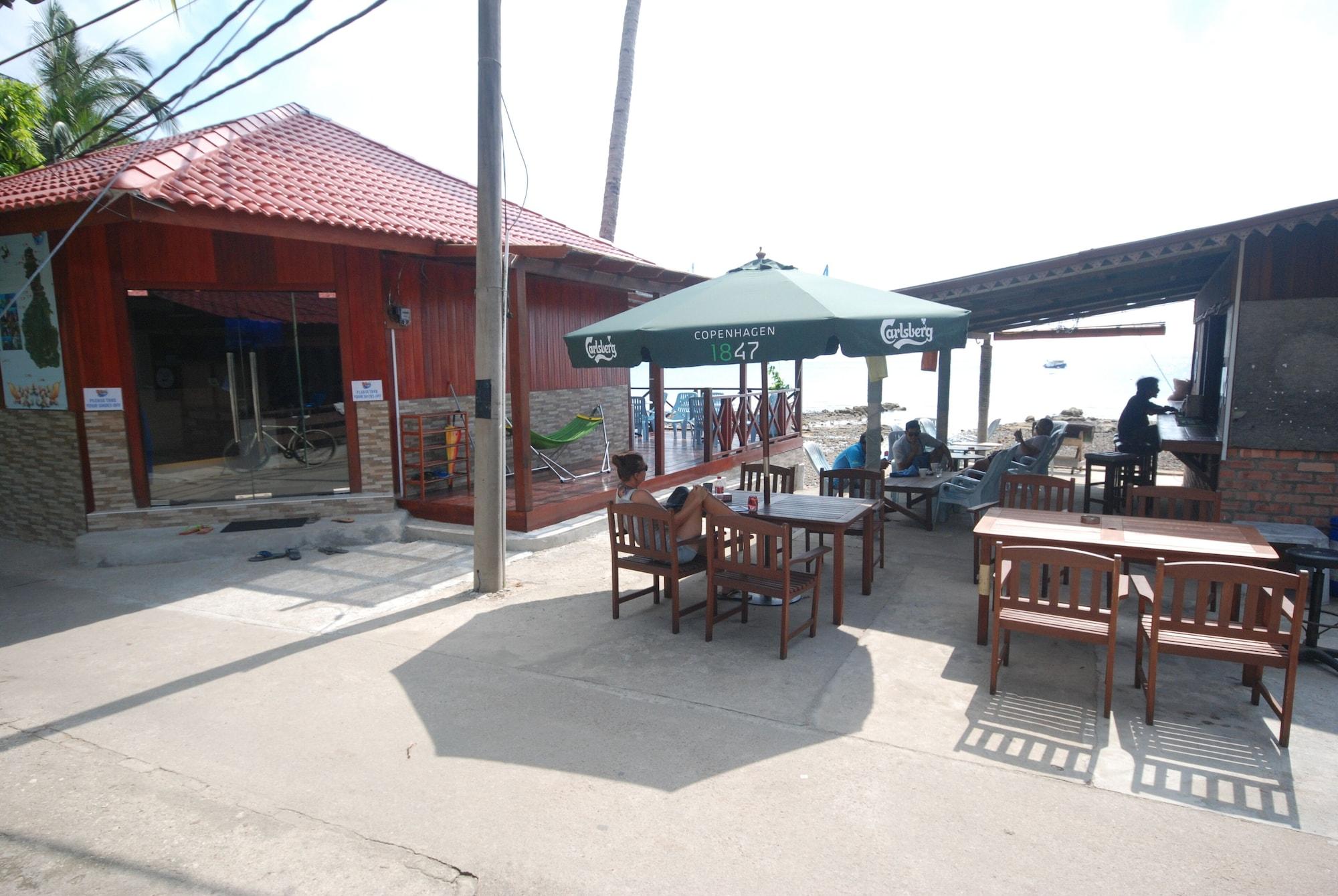 Bar/Salón Tioman Dive Resort