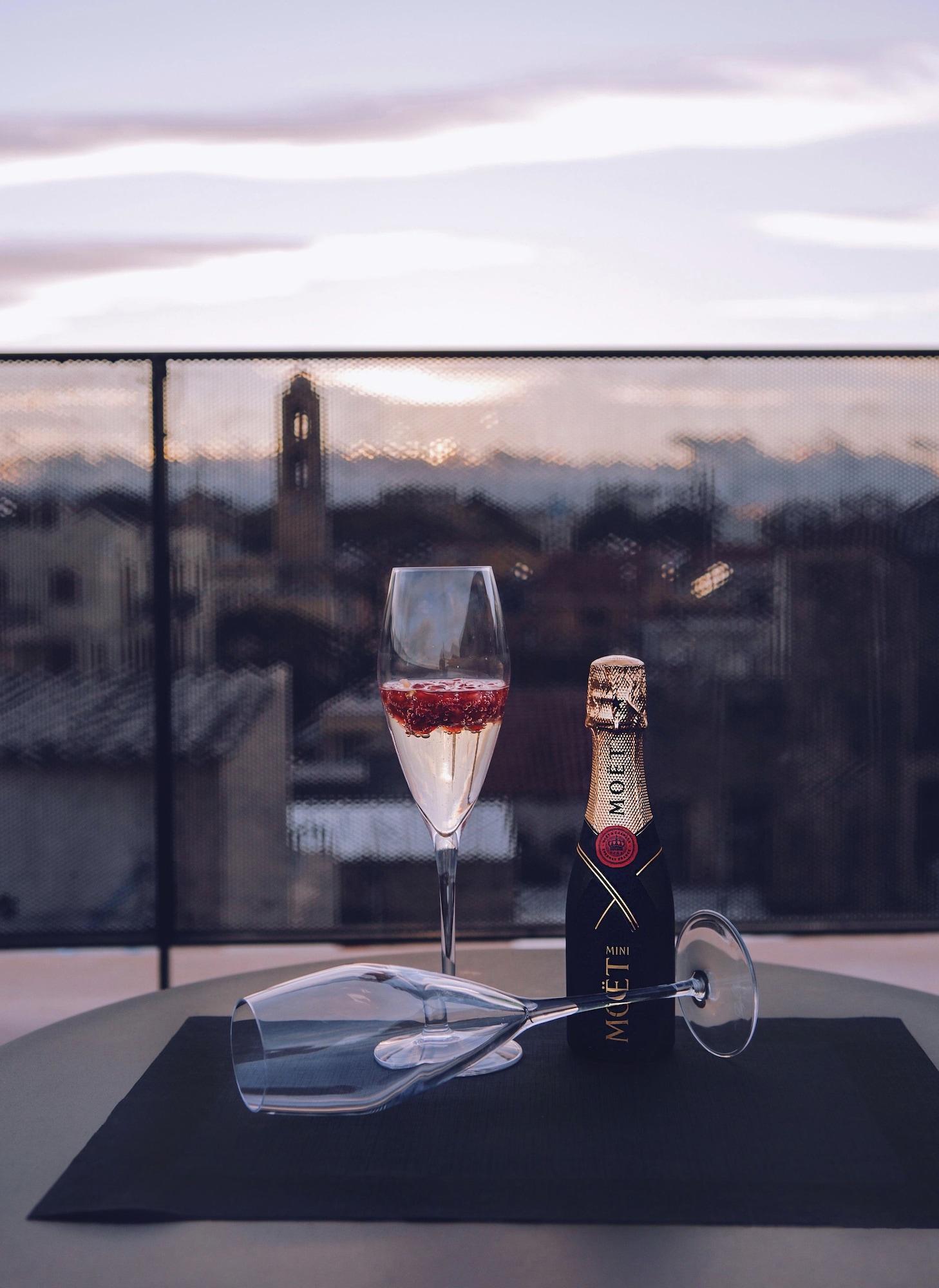 Restaurant Monastery Estate Venetian Harbor