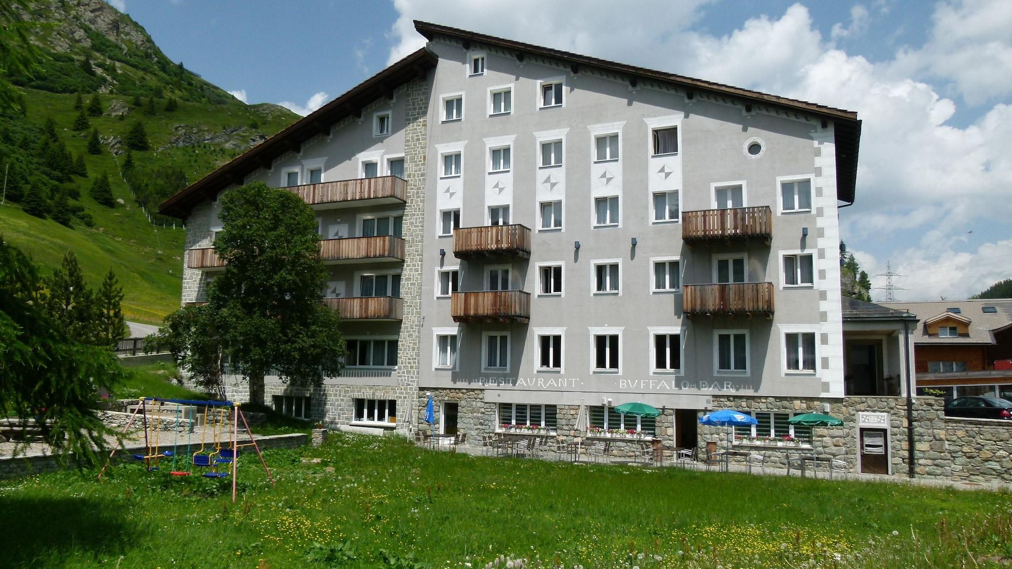 Vista Exterior Hotel Grischuna