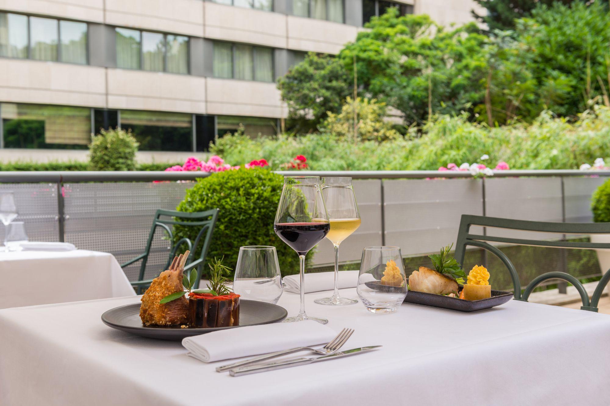 Restaurant Mövenpick Hotel Paris Neuilly