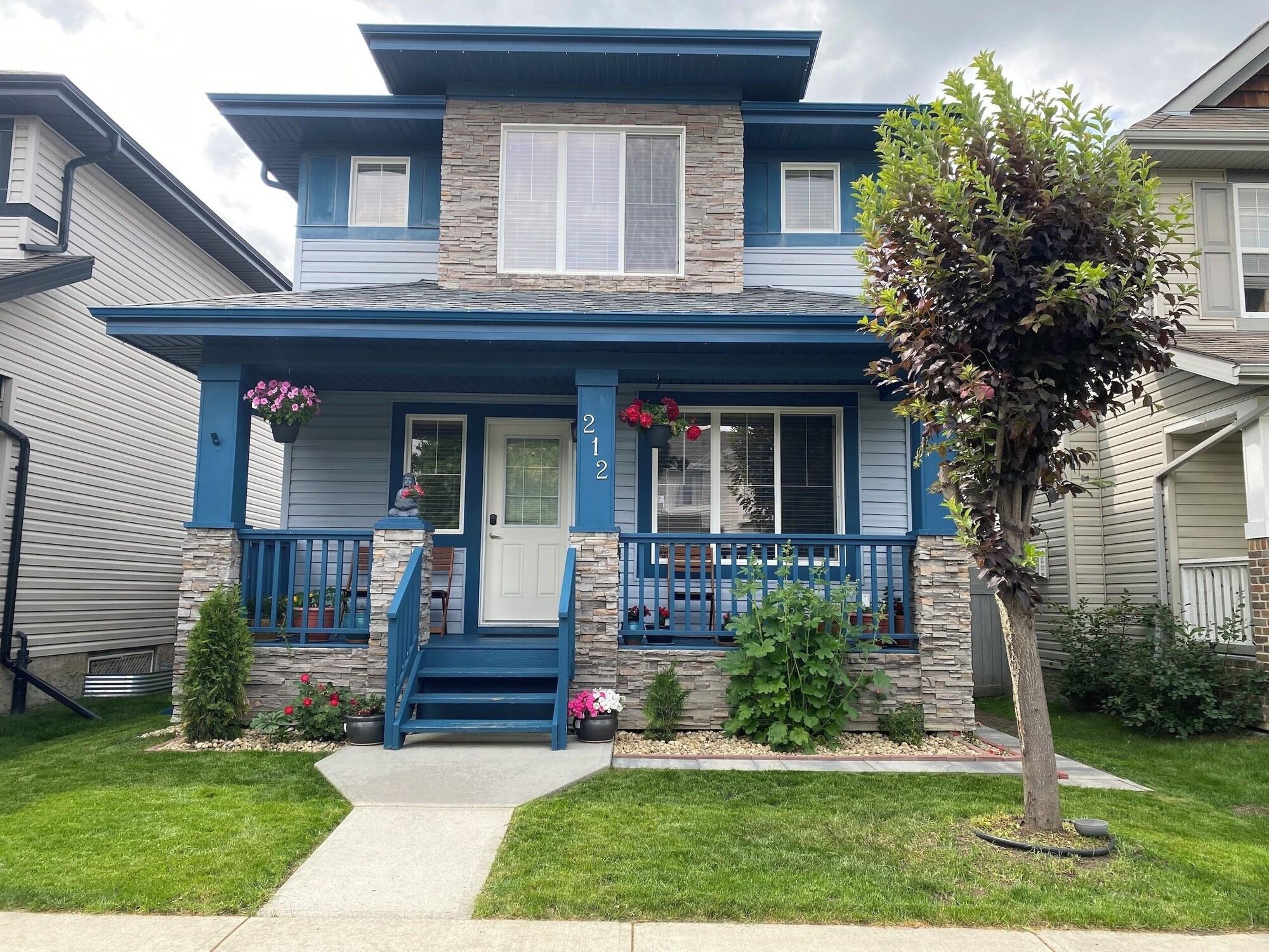 Varios Blue Kuti B&B