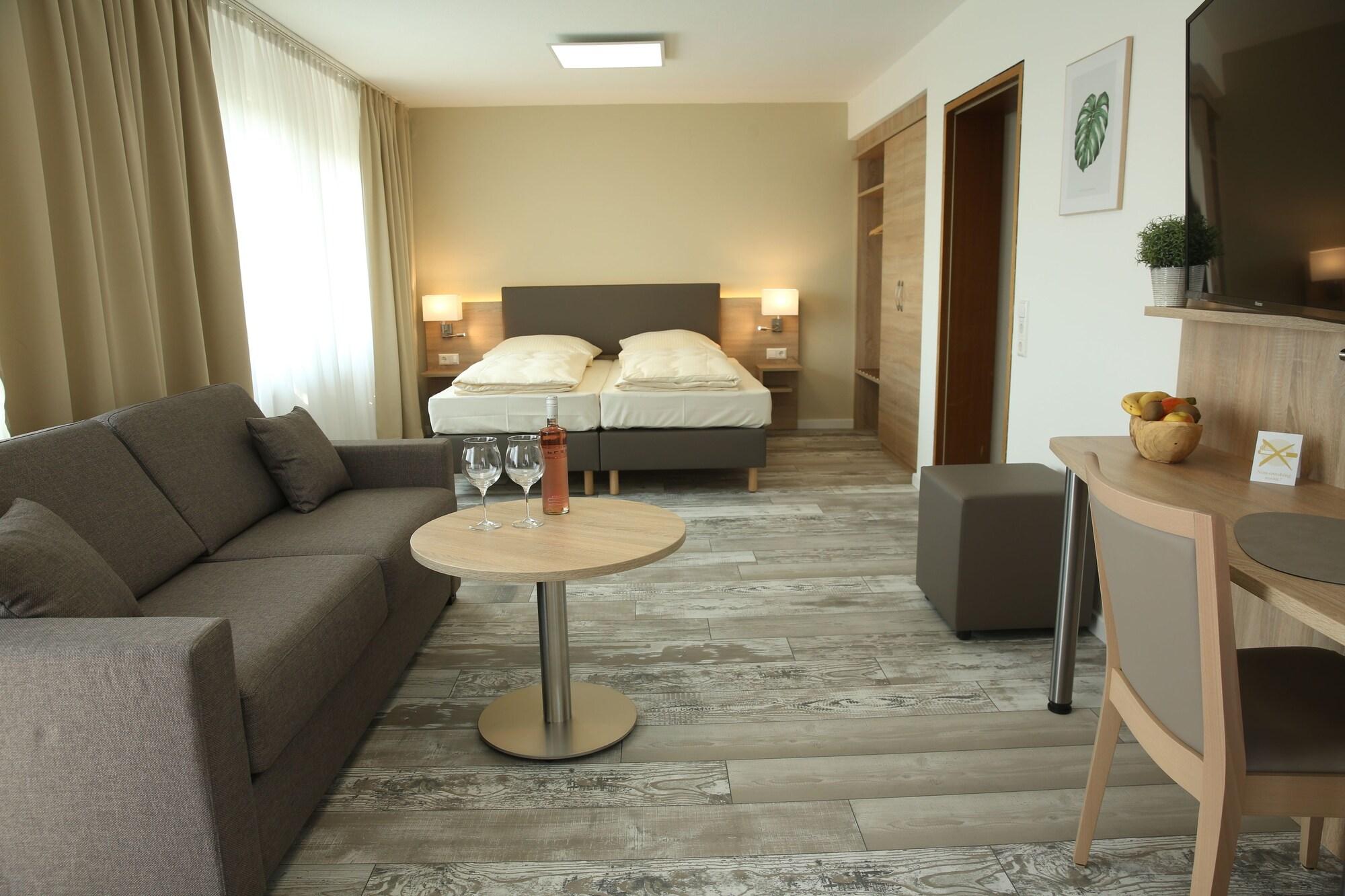 Varios Kemnater Hof -APARTMENTS-