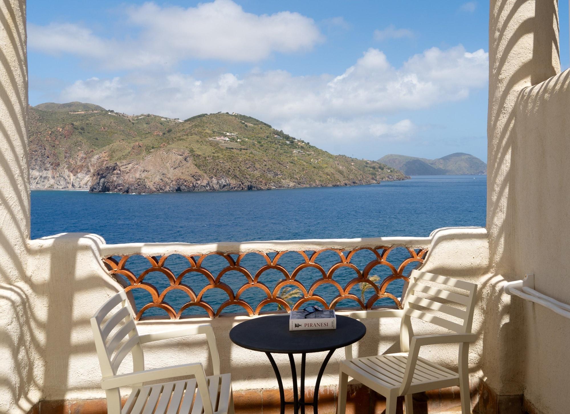 Habitación Therasia Resort Sea & Spa - The Leading Hotels of the World