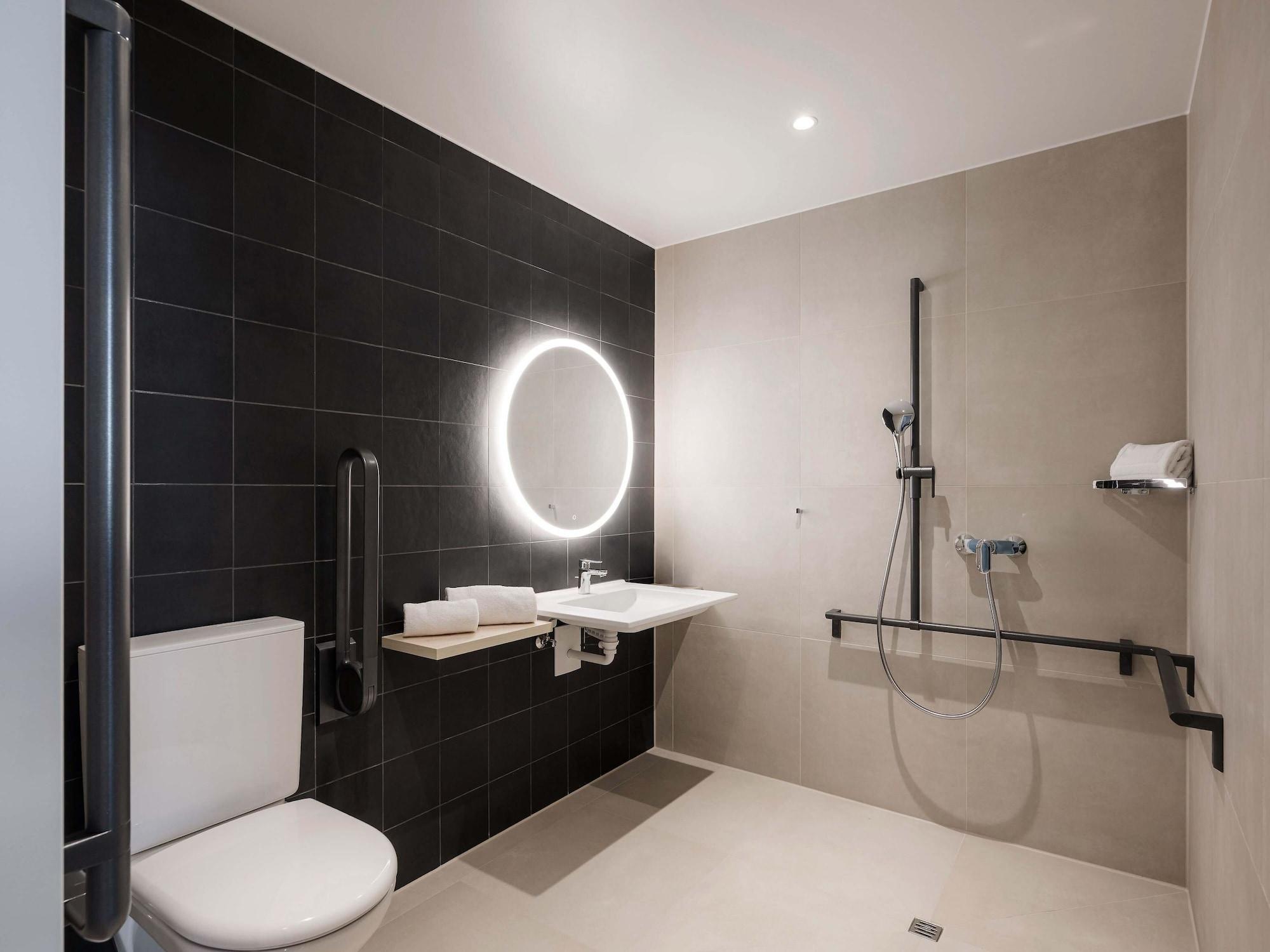 Equipamiento de Habitación B&B Hotel Liechtenstein-Eschen