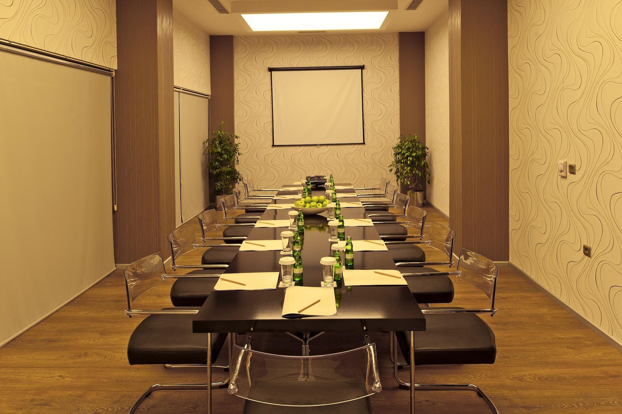 Sala de Reuniones Orty Airport Hotel