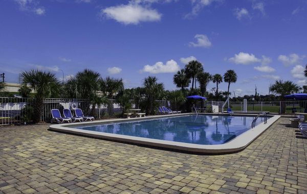 Days Inn by Wyndham Orlando Downtown - Hoteles en Southwest Orlando