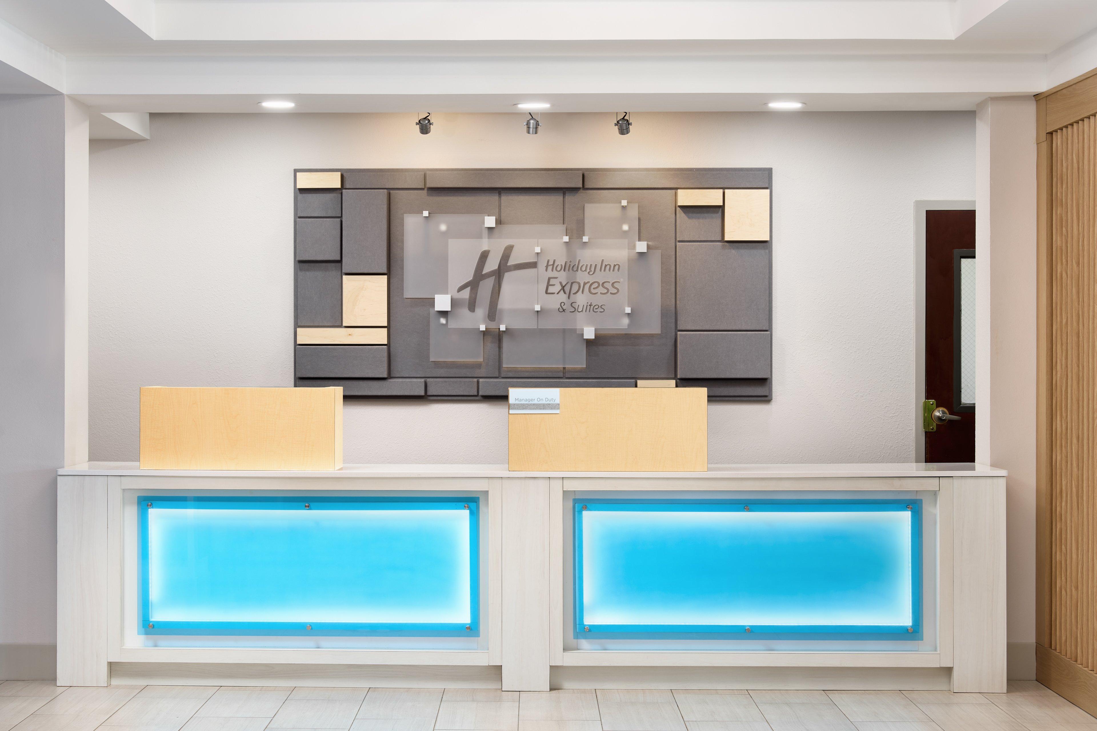 Vista Lobby Holiday Inn Express & Suites Atlanta - Tucker Northlake by IHG