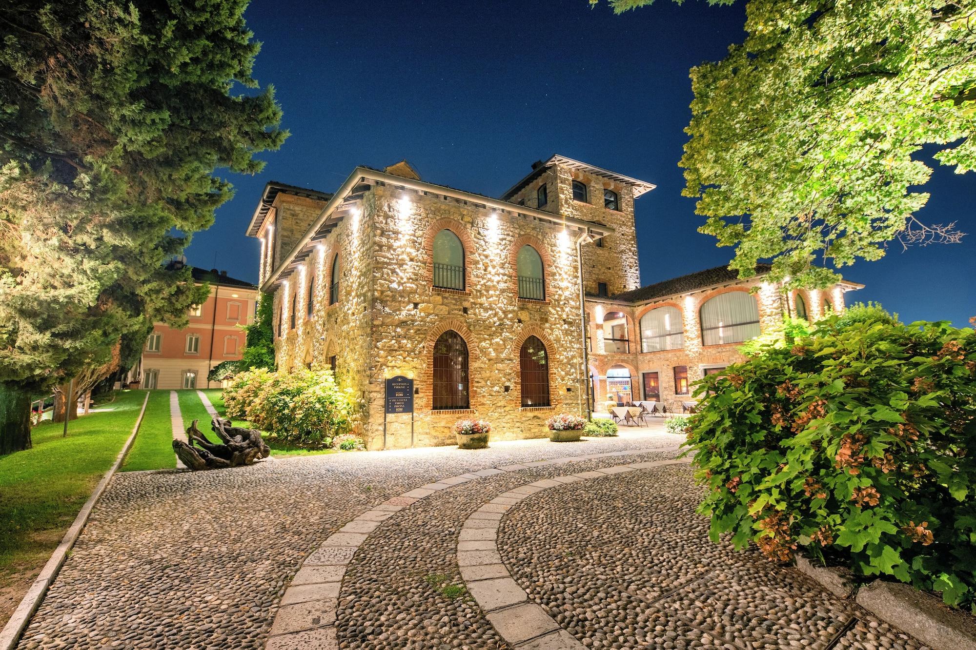 Vista Exterior Relais & Spa Castello di Casiglio
