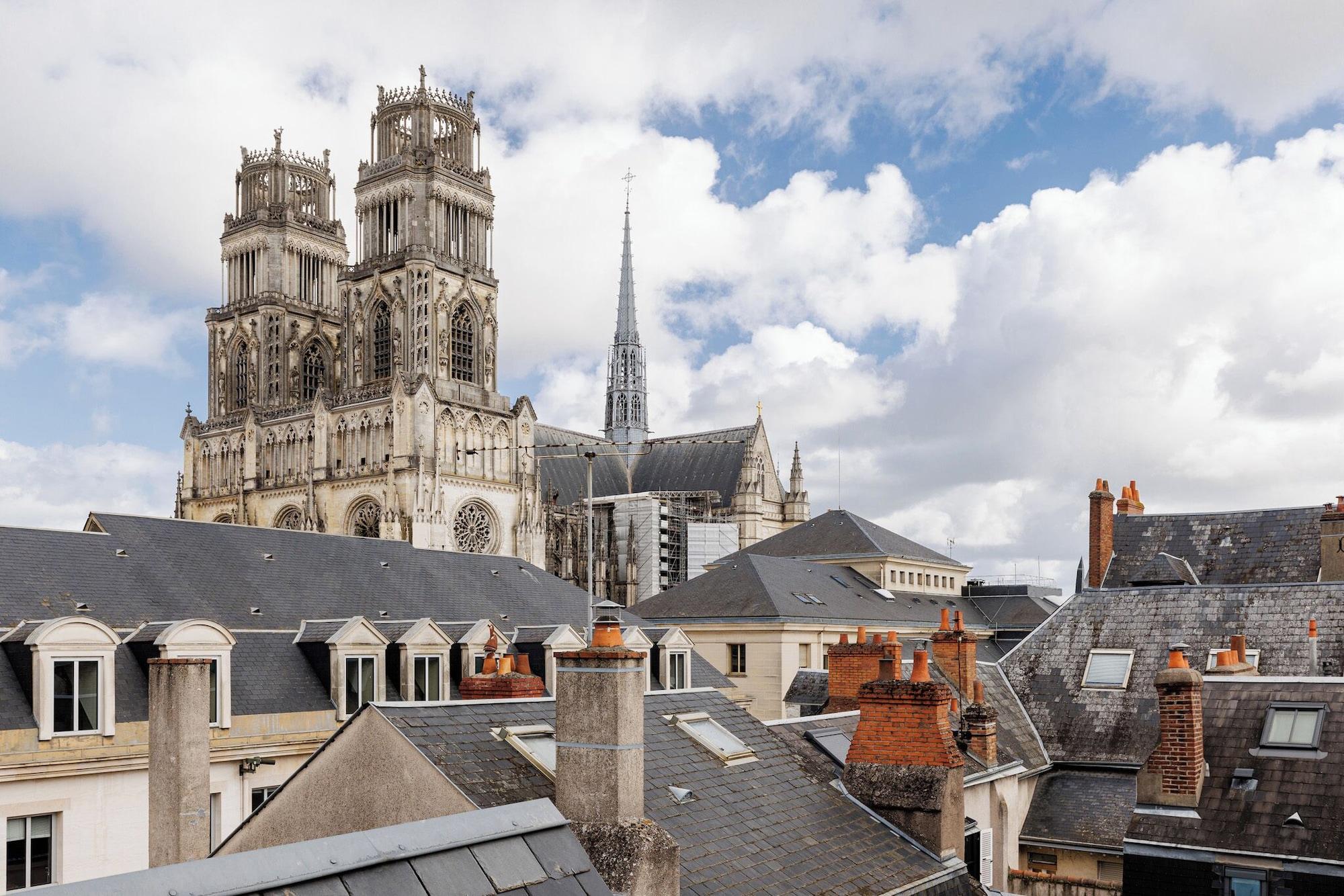 Vista Exterior Hôtel Cloître - Entrée autonome, réception en ligne - Encore Mieux
