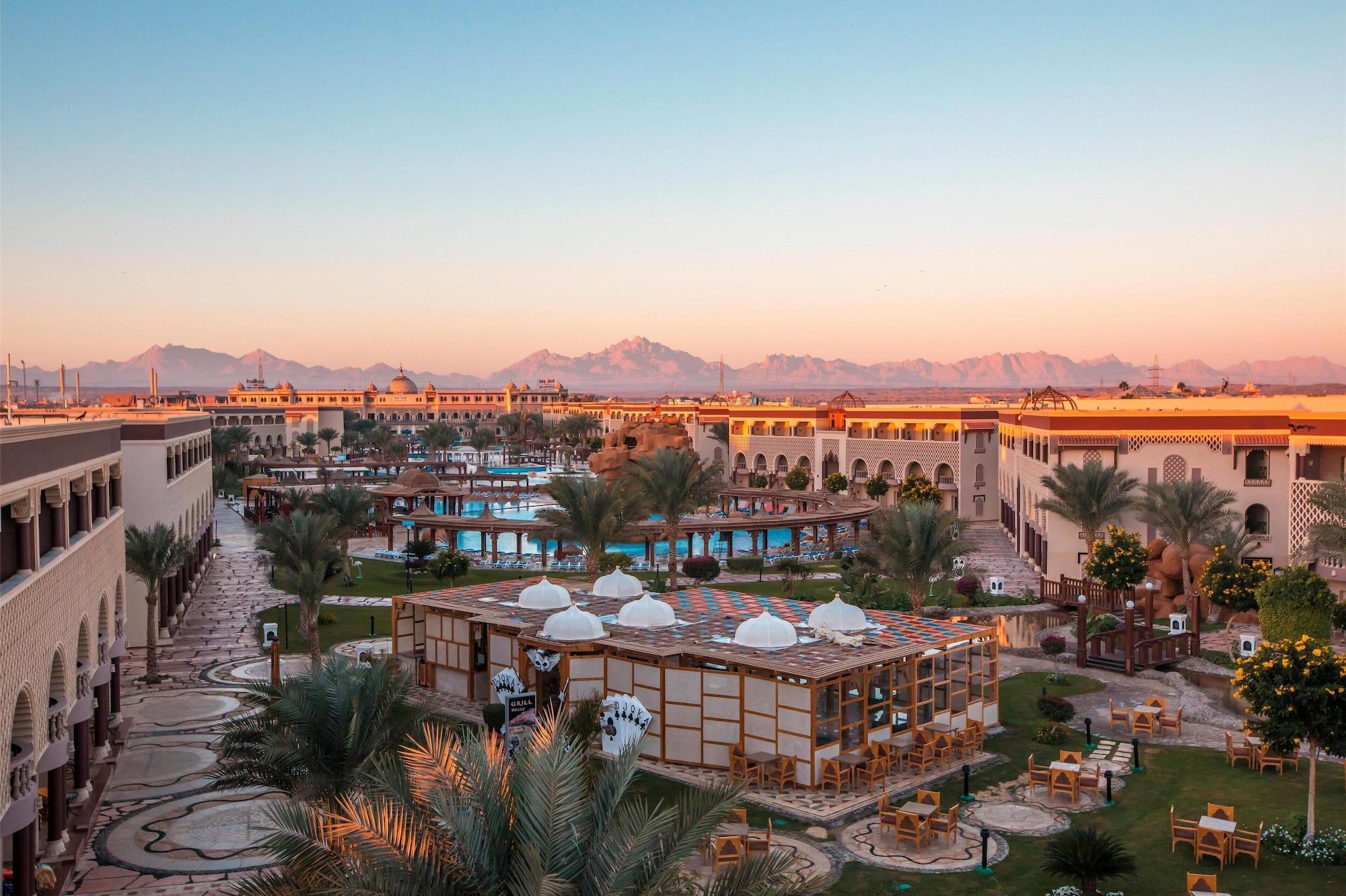 Vista Exterior Sunrise Sentido Mamlouk Palace - All inclusive