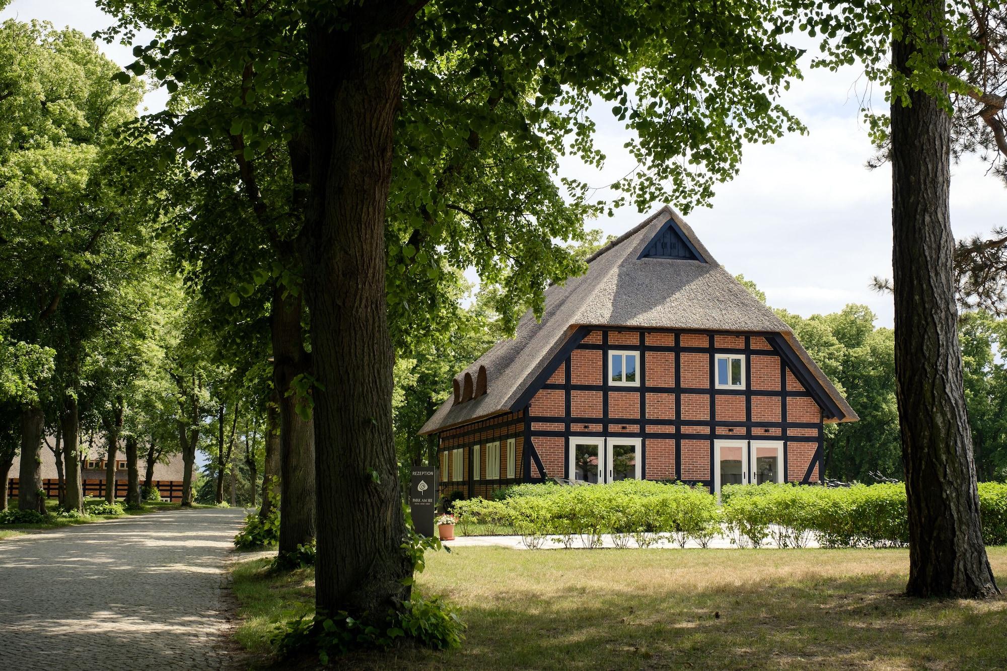 Vista Exterior Park am See, Hotel Sport Spirit
