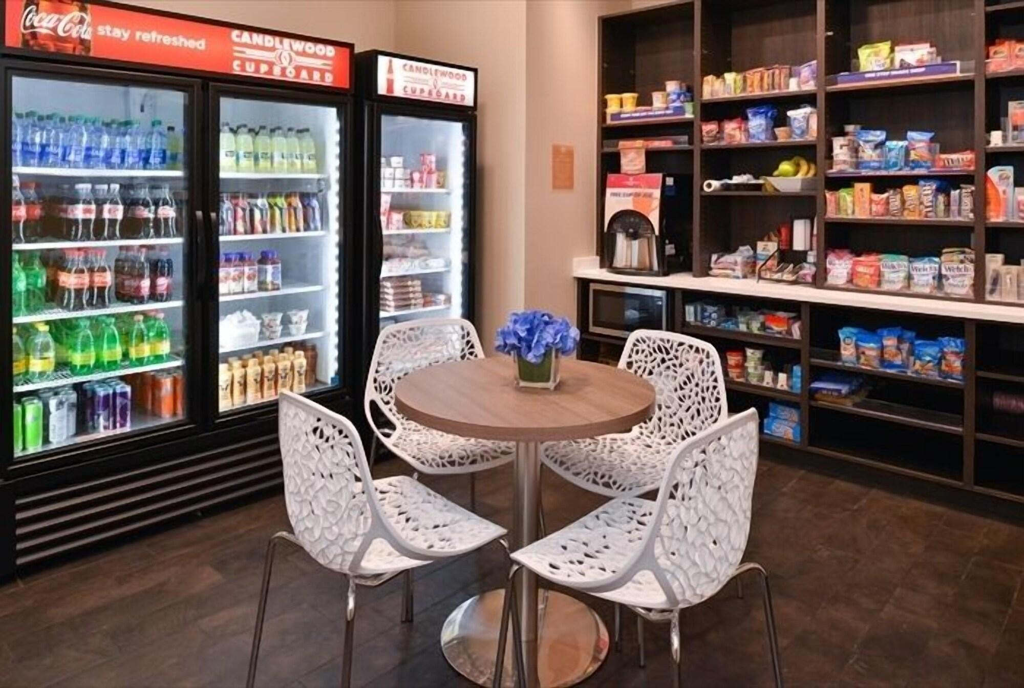 Bar/Salón Candlewood Suites Austin Airport by IHG