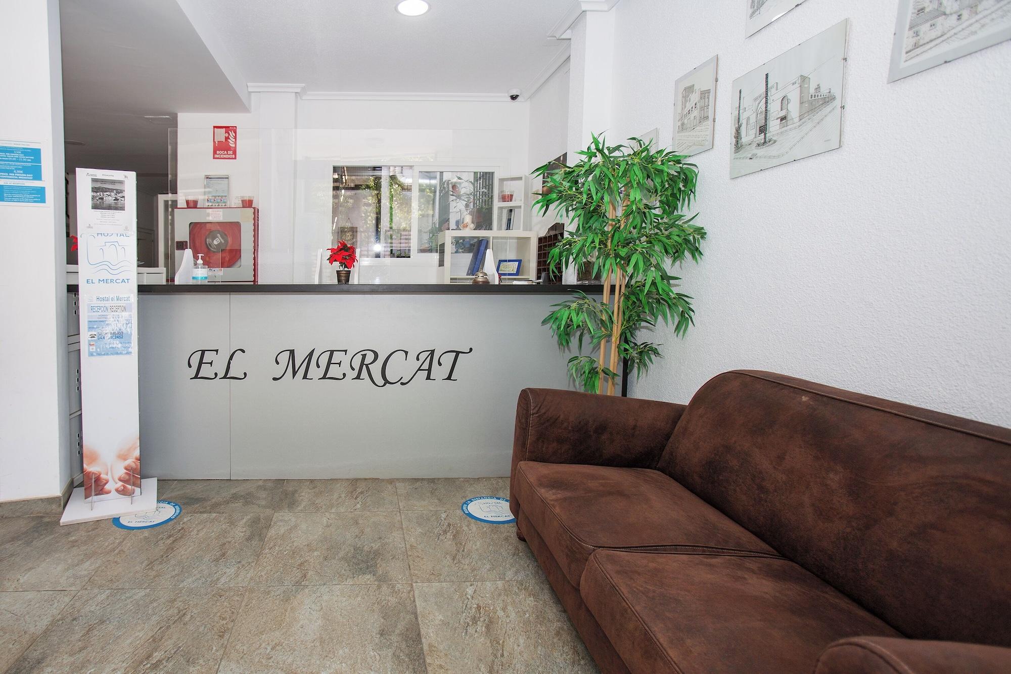 Vista Lobby Hostal El Mercat