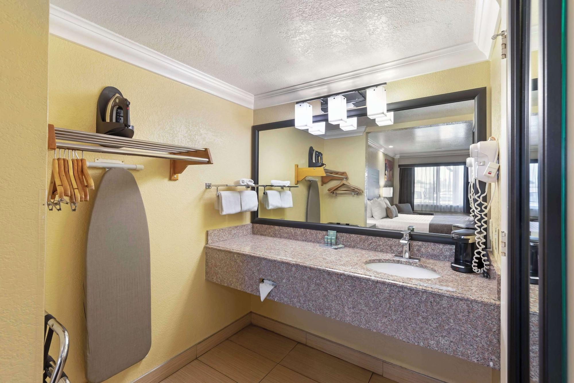 Equipamiento de Habitación Best Western Hanford Inn