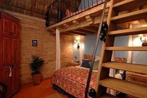 Renta temporal - Chic Villa Oasis with Pool, Cook & Maid, Steps to Beach