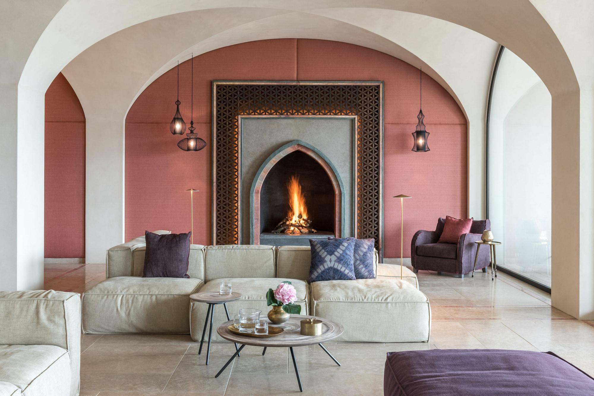 Vista Lobby Euphoria Retreat - A Holistic Wellbeing Destination Spa