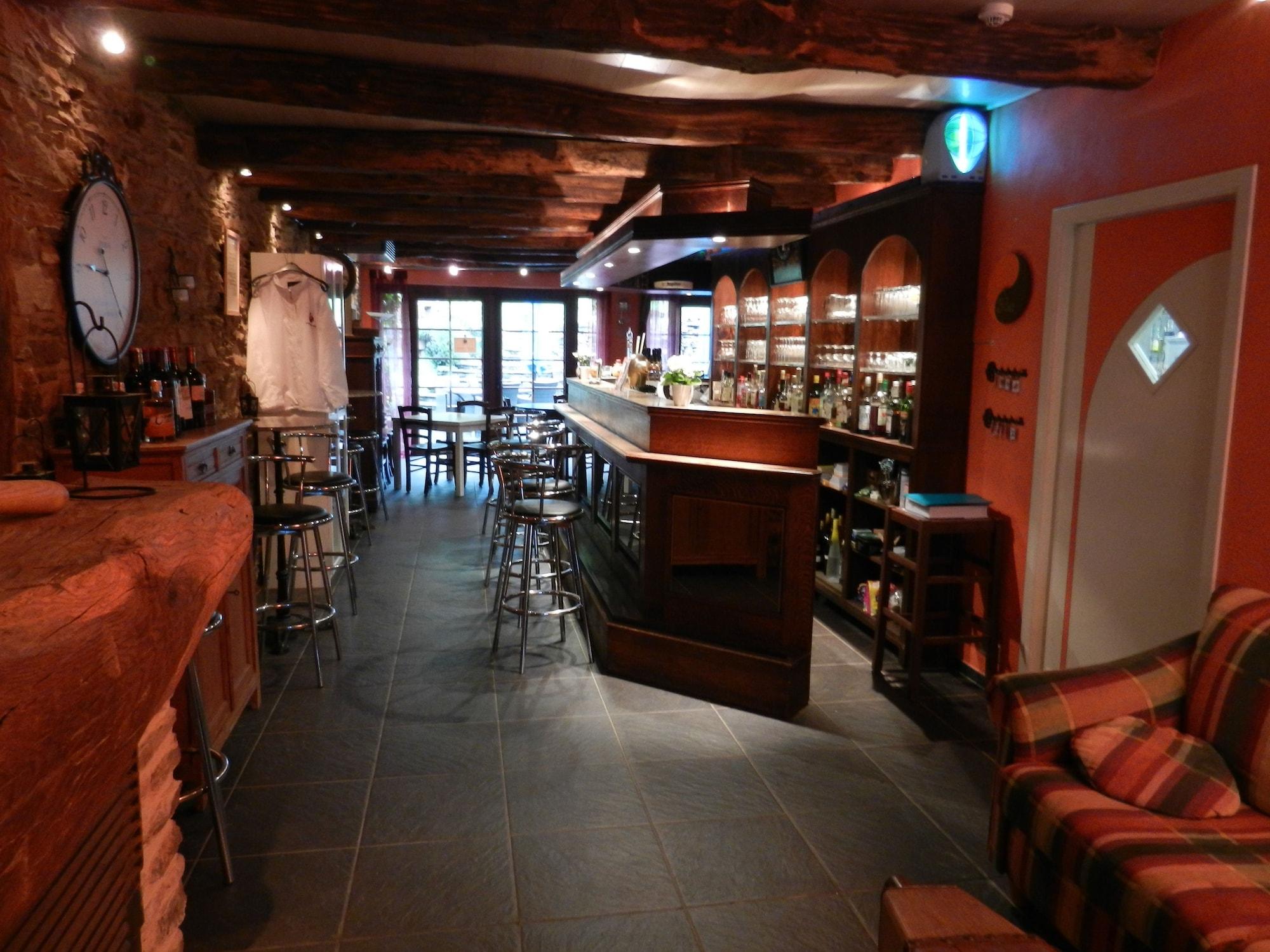 Bar/Salón Le 'Ti 'Bou de Refuge