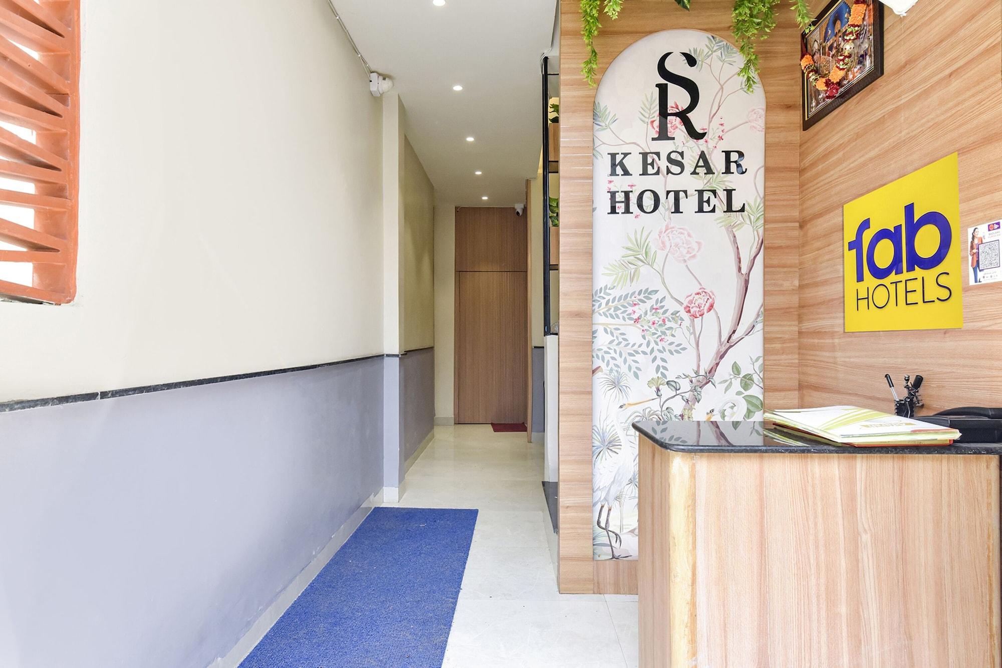 Vista Lobby Fabhotel Kesar