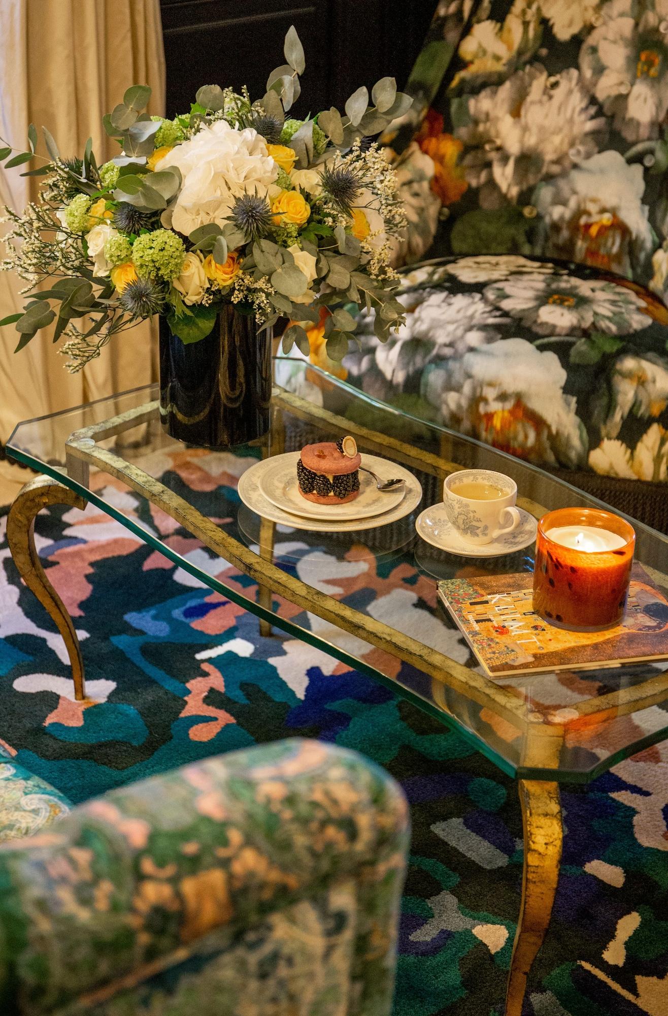 Vista Lobby West End Hotel