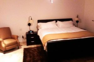 Alquiler Vacacional - Beautiful designer 2400 sq foot Condo on the beach