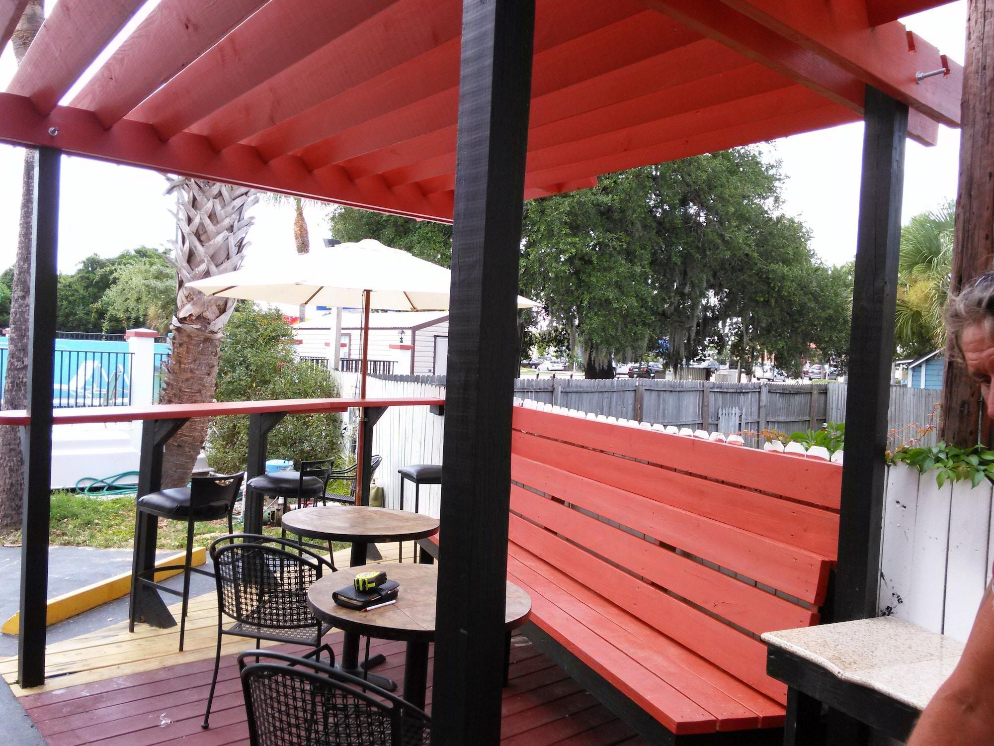 Varios Merida Inn and Suites