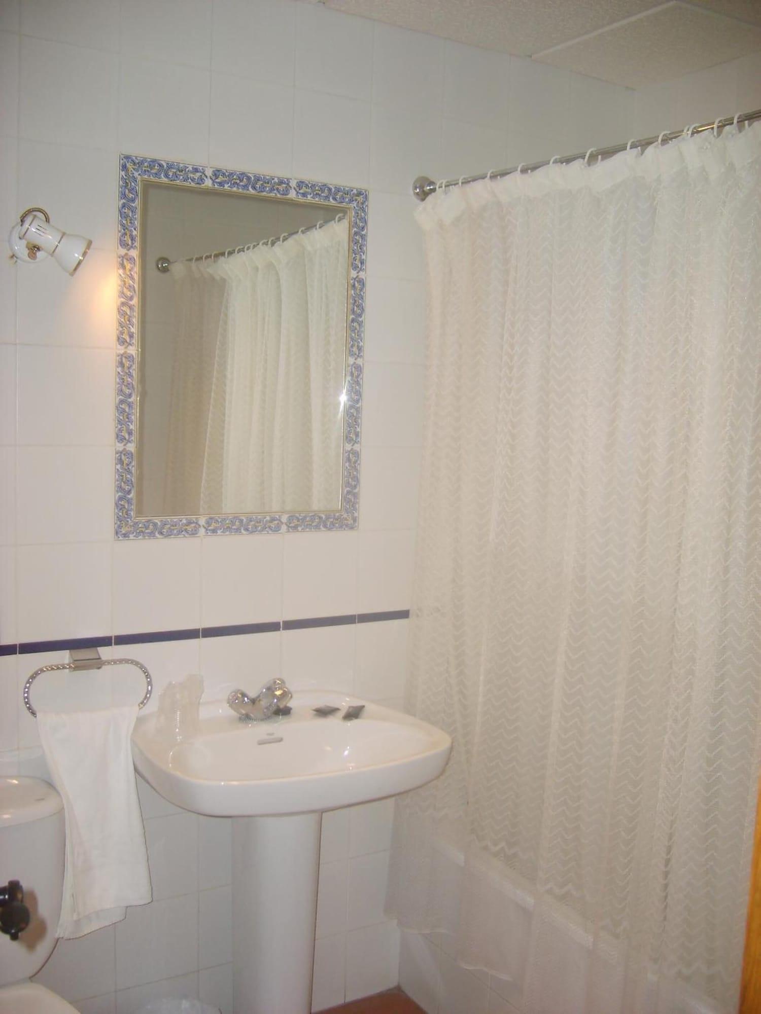 Equipamiento de Habitación Hotel Hispanidad