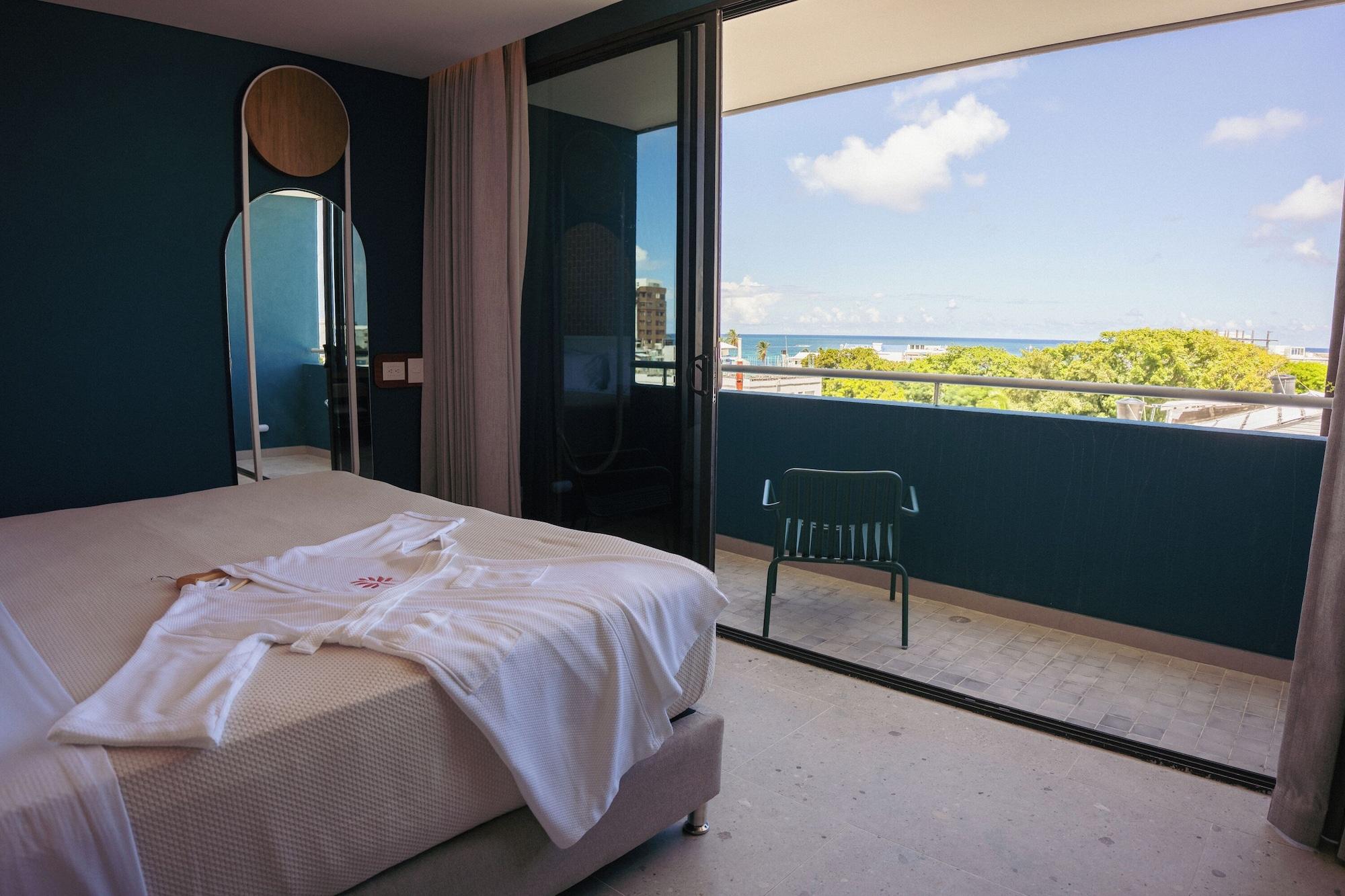 Playa Zapadilly Tree Hotel