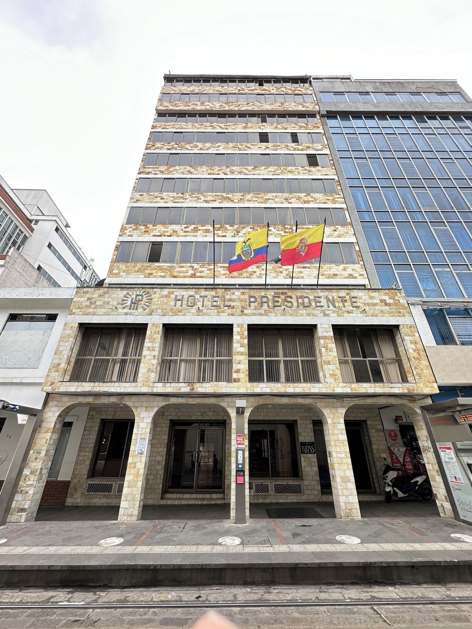 Vista Exterior Hotel Presidente by NASS