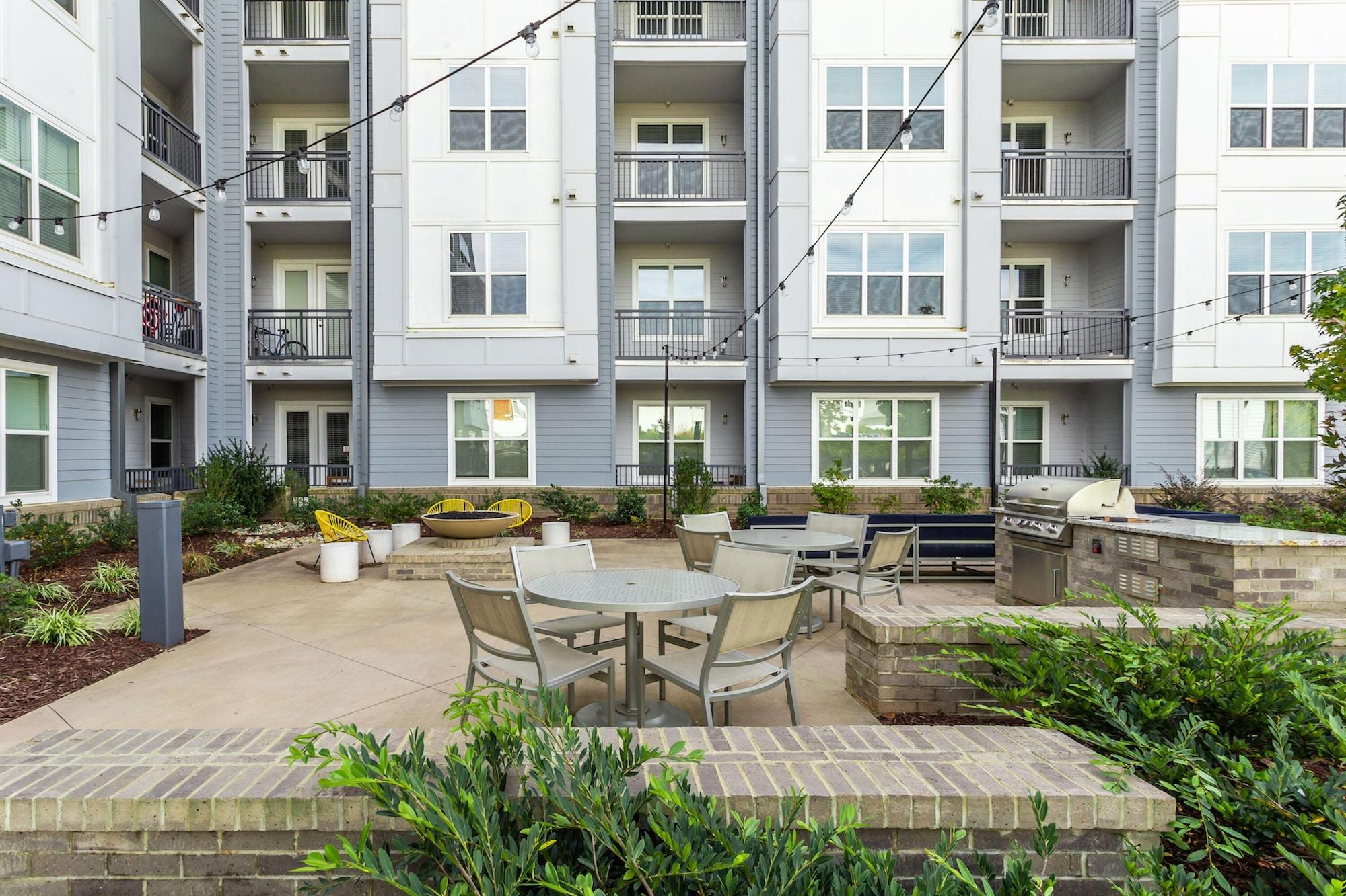 Restaurant Kasa FreeMoreWest Charlotte