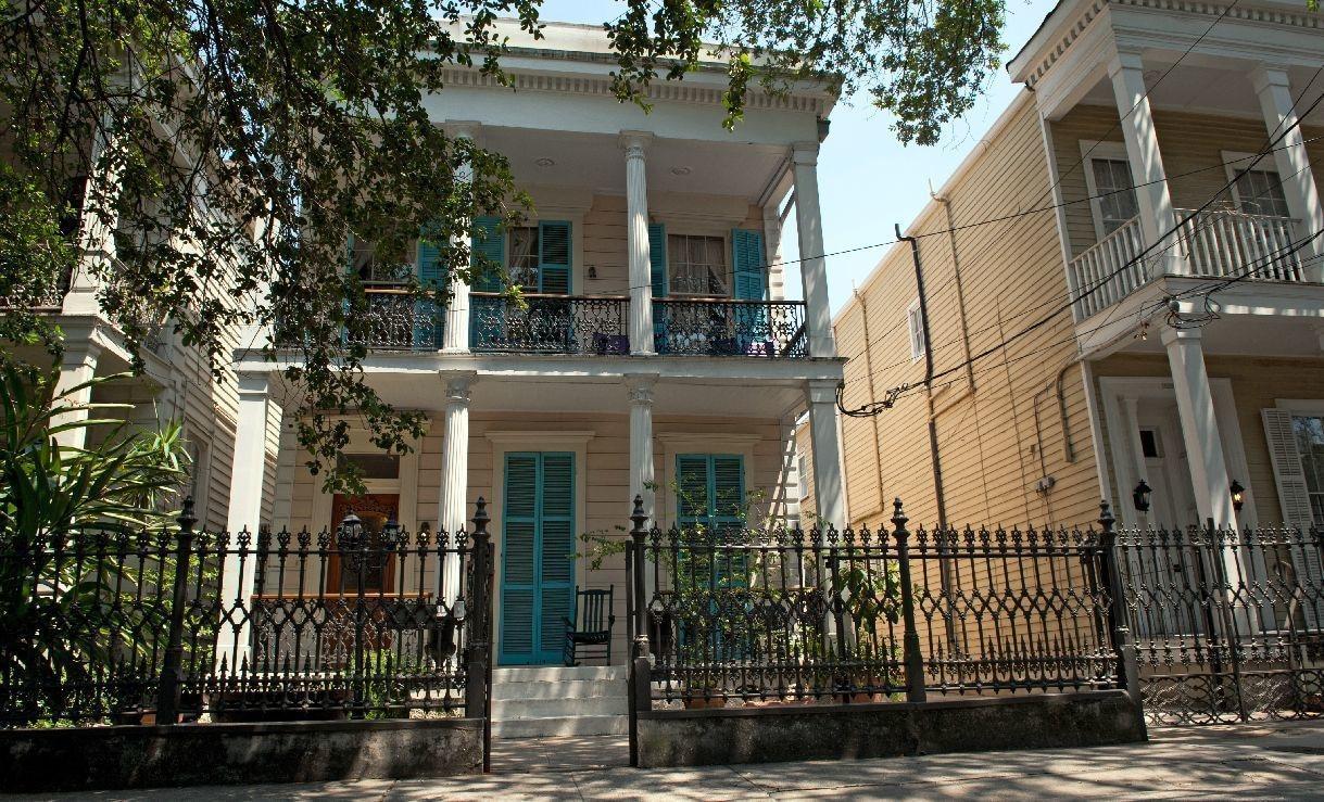 Varios Fairchild House Bed & Breakfast