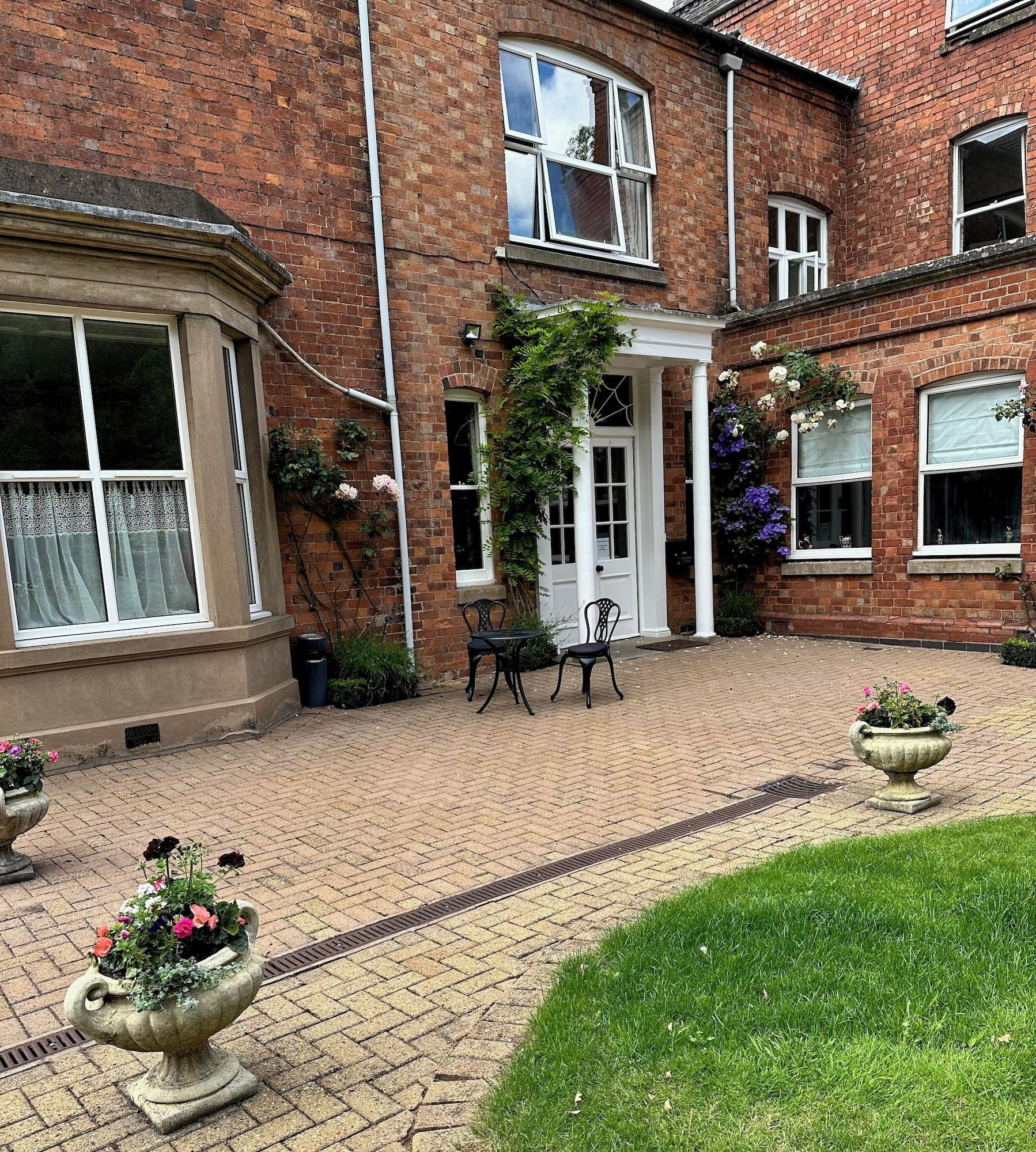 Vista Exterior Coundon Lodge
