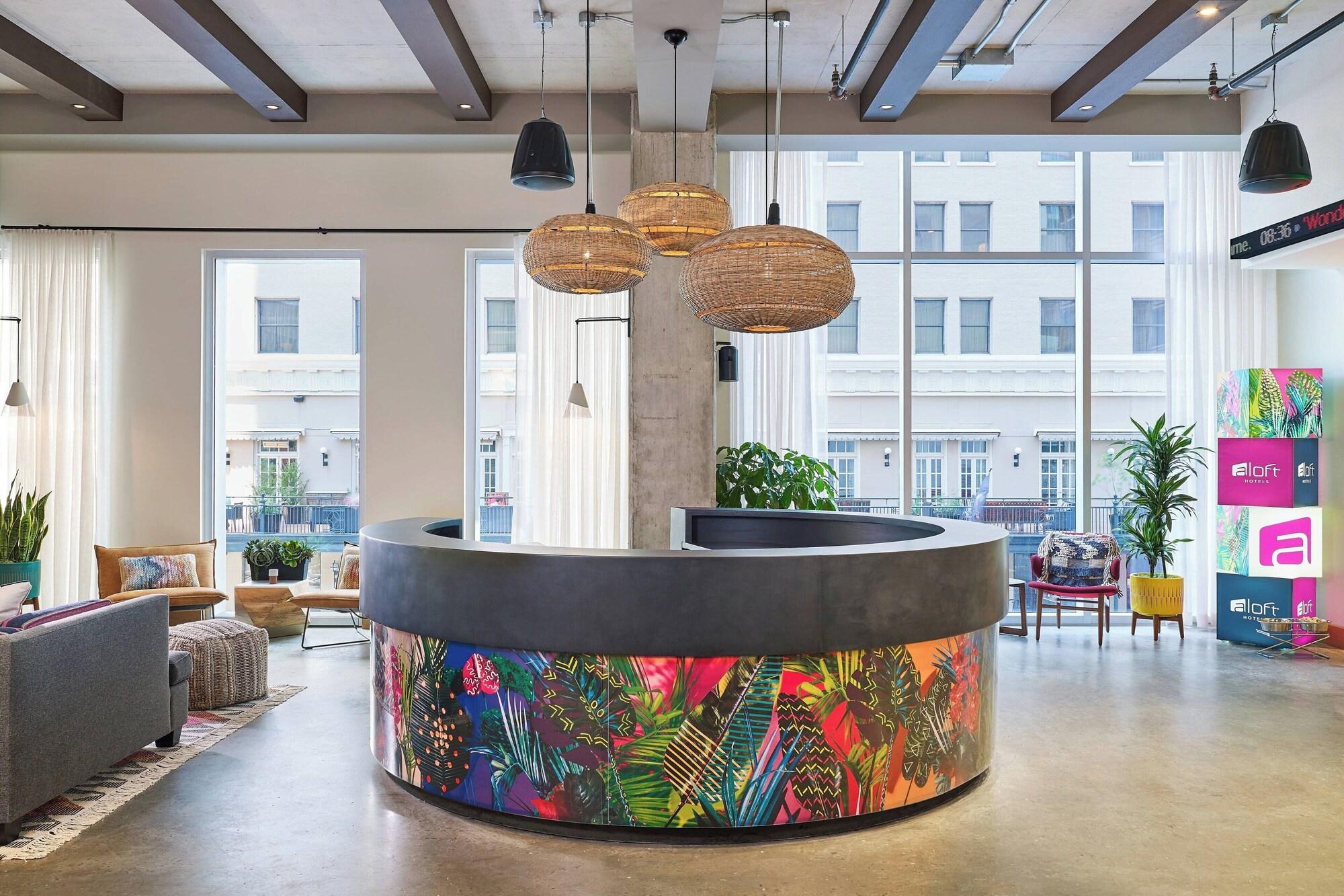 Vista Lobby Aloft by Marriott Austin Downtown