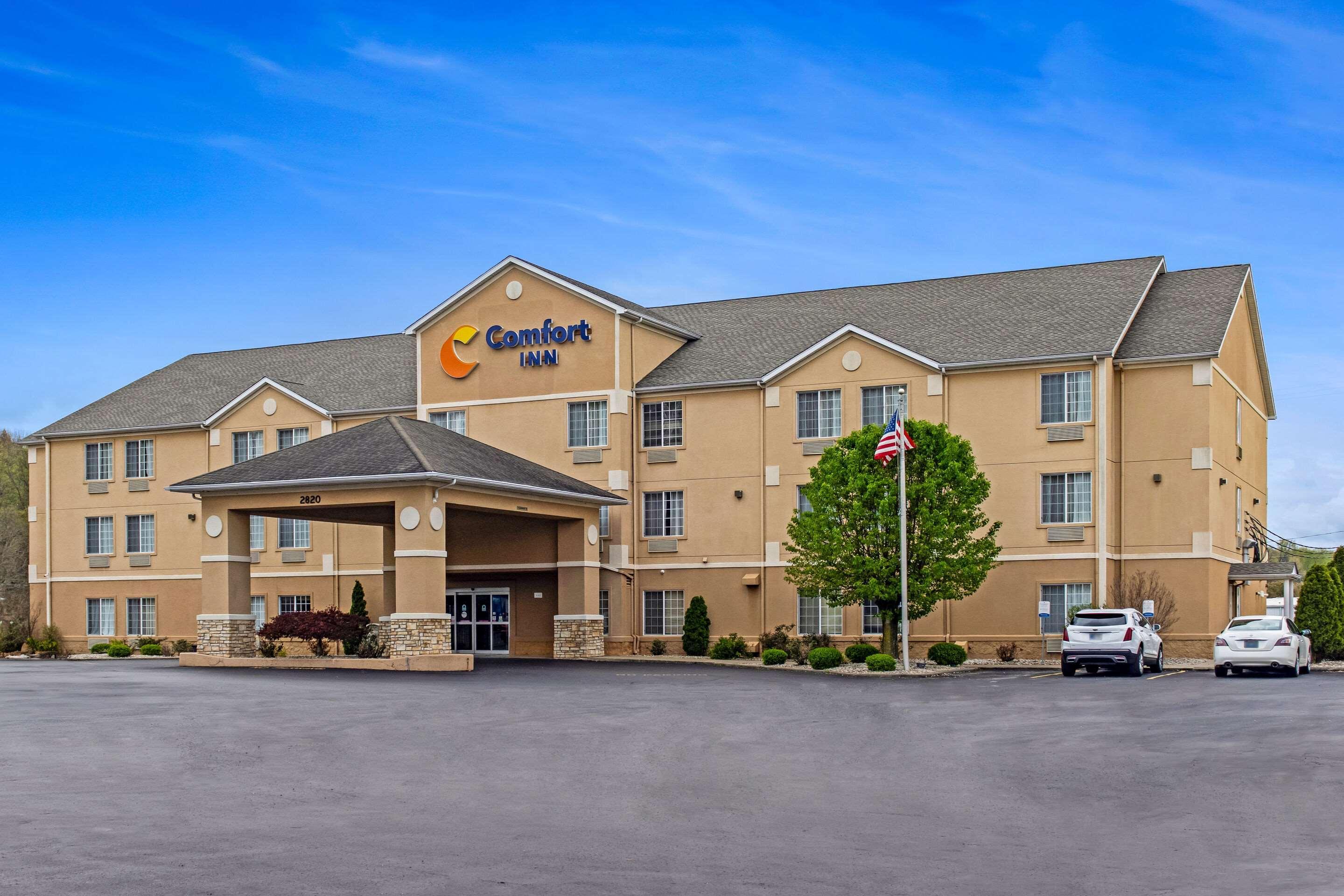 Vista Exterior Comfort Inn Henderson - Evansville South