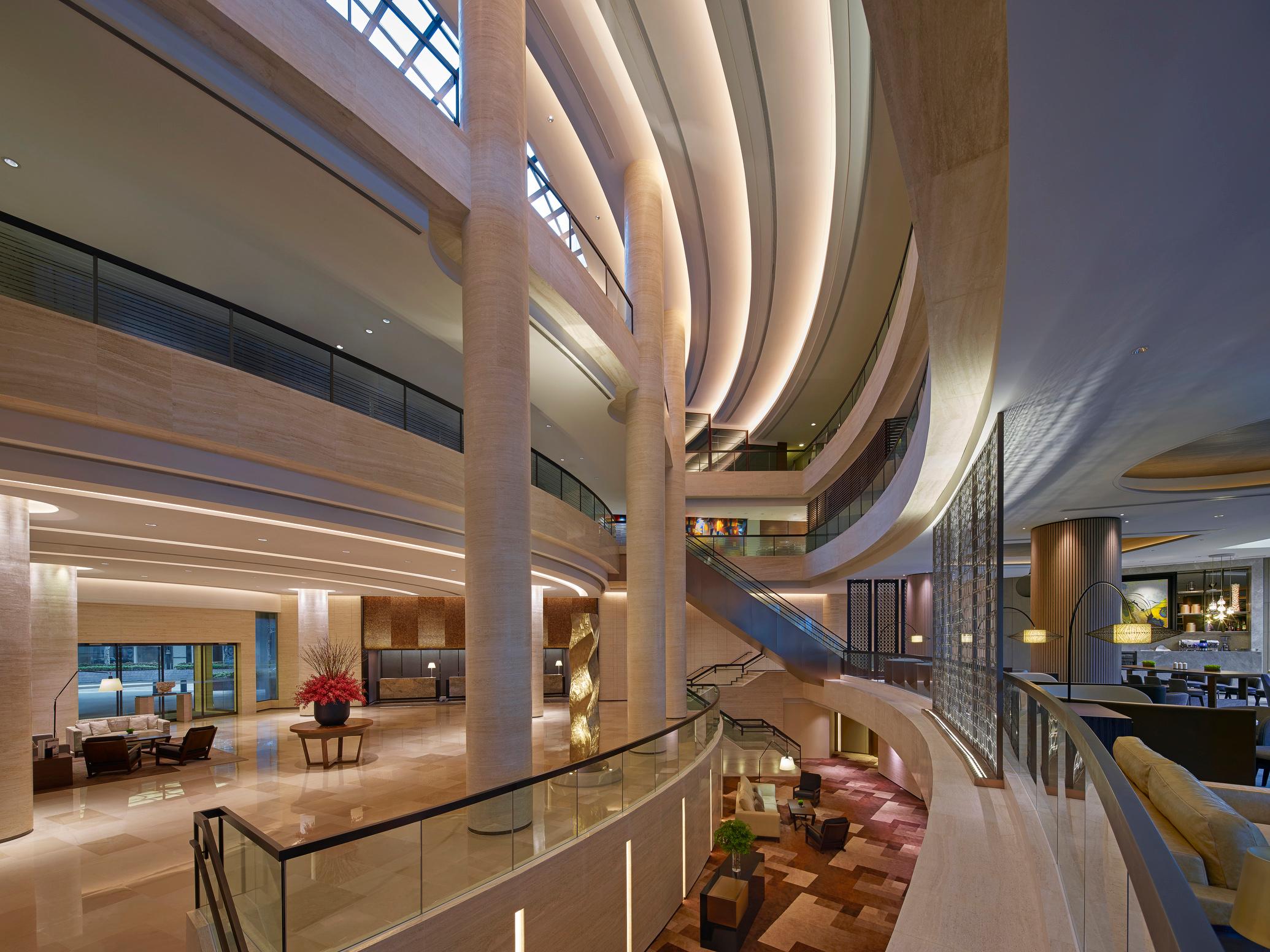Vista Lobby New World Millennium Hong Kong Hotel