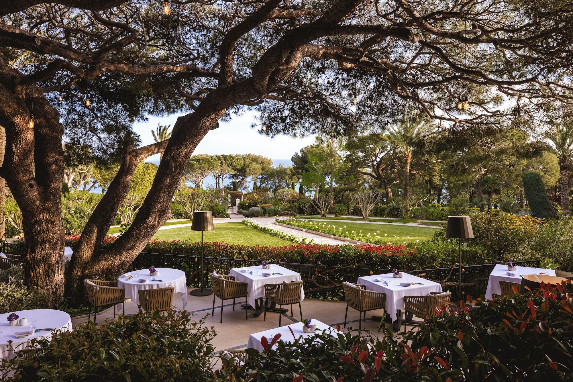 Restaurant Grand-Hôtel du Cap-Ferrat, A Four Seasons Hotel