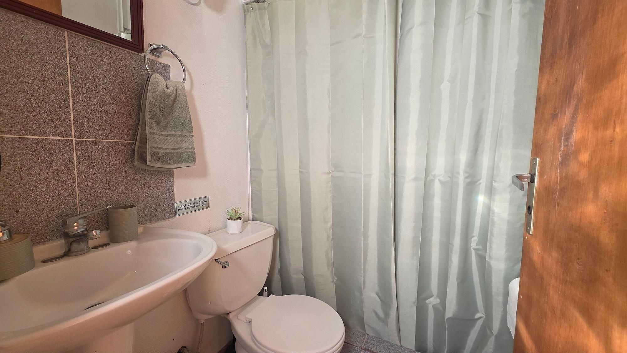Equipamiento de Habitación Oceana Suites Bosques de Montemar