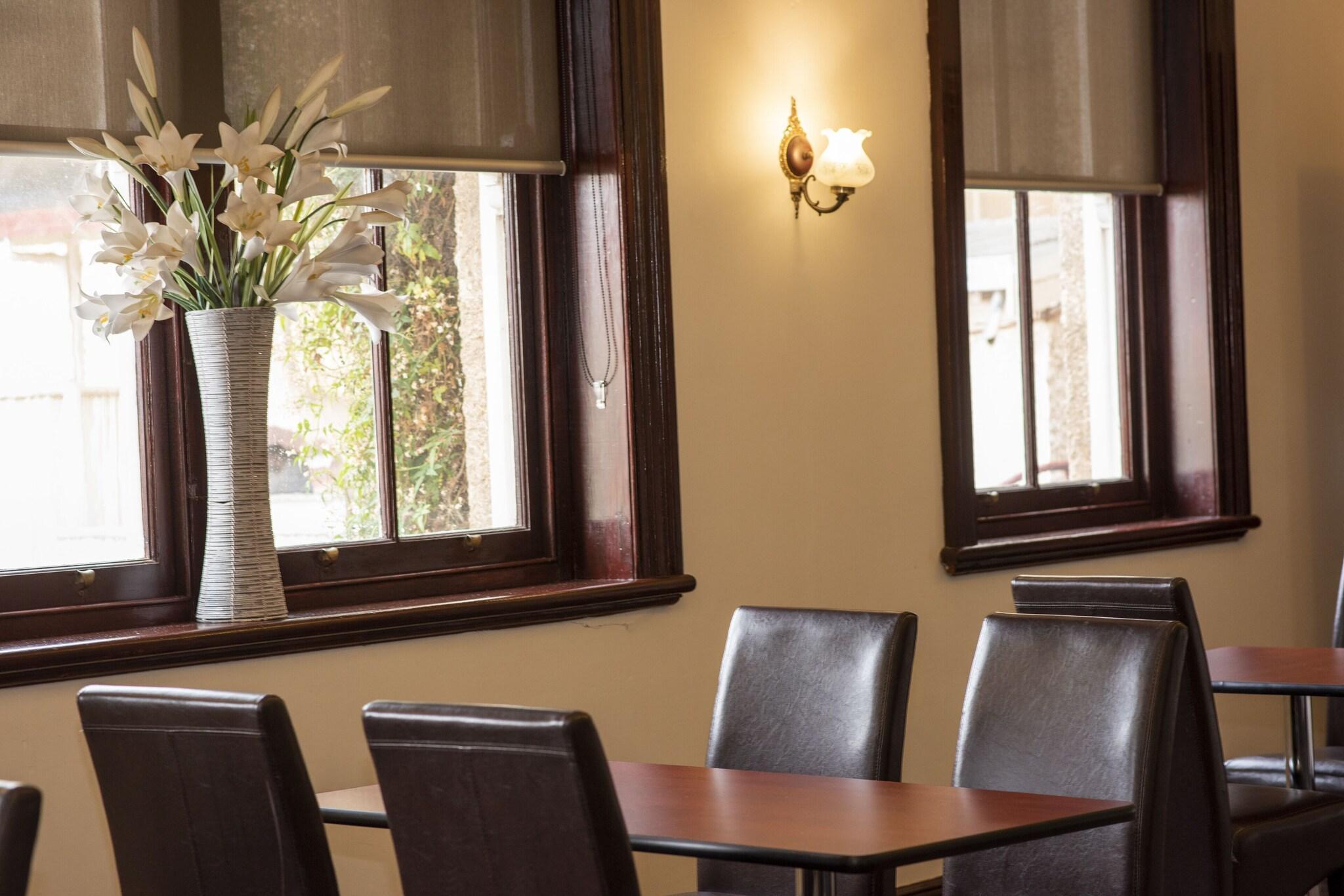 Restaurant Historic Hydro Motor Inn