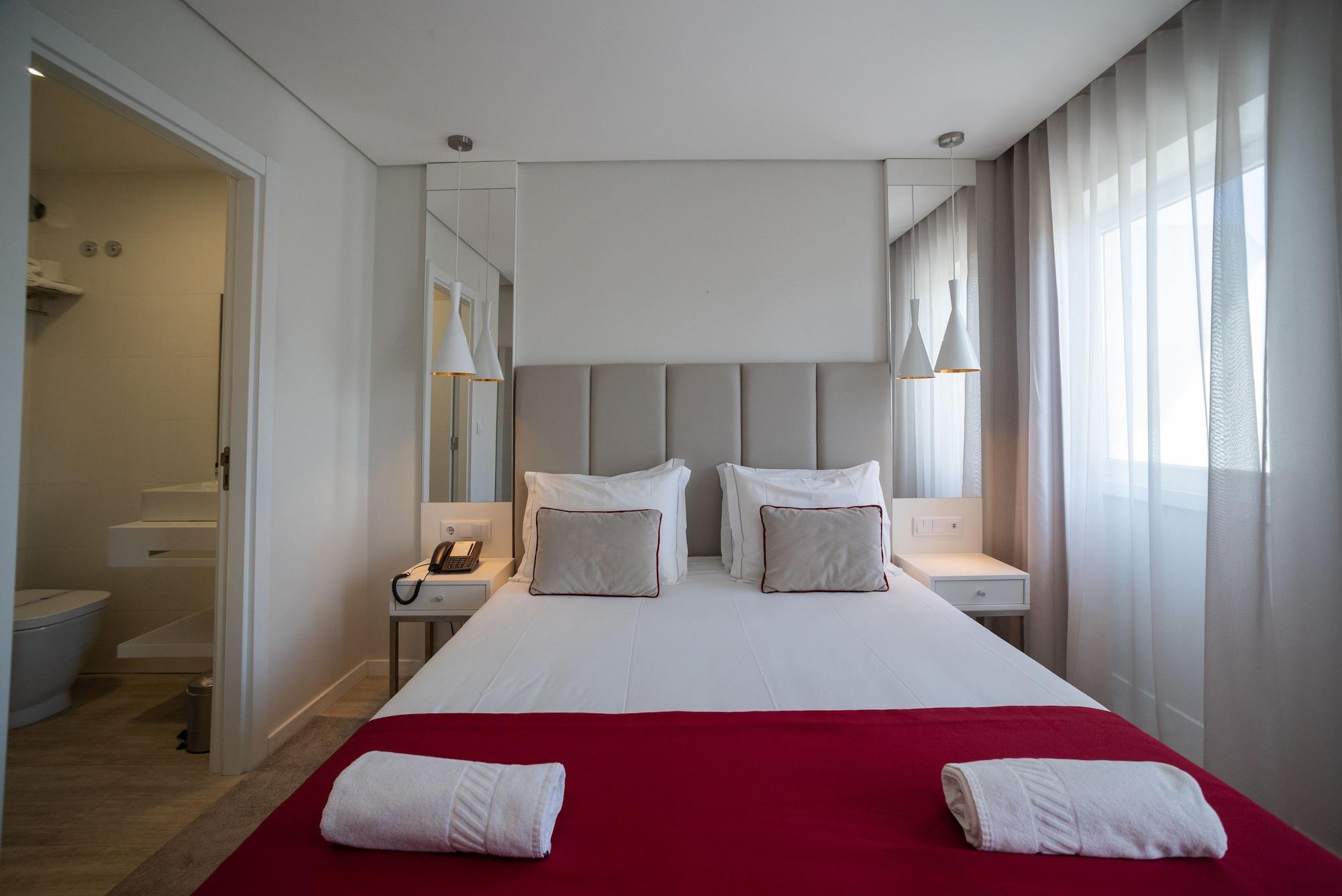 Varios Hotel Canada
